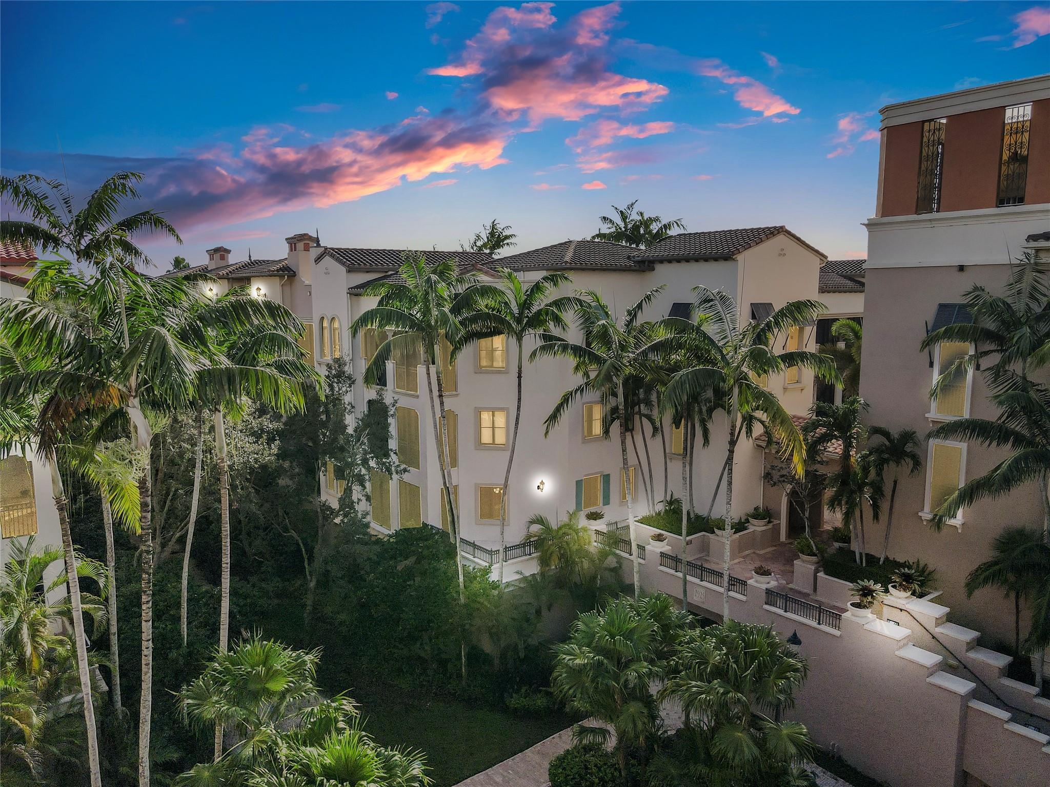 Artesia - Villa Alhambra