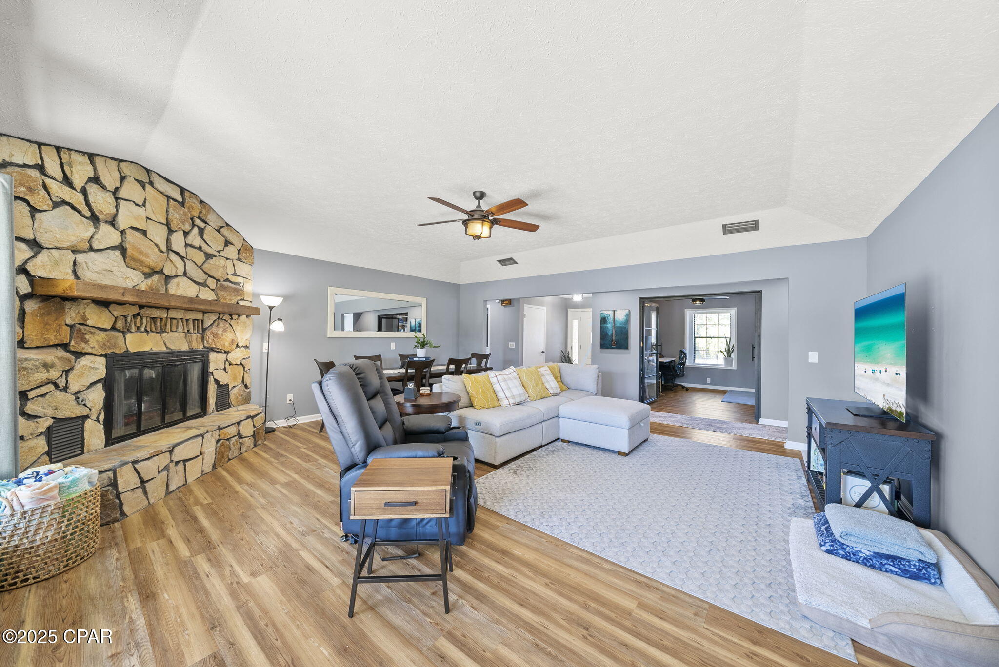 Image 7 For 606 Amberjack Drive