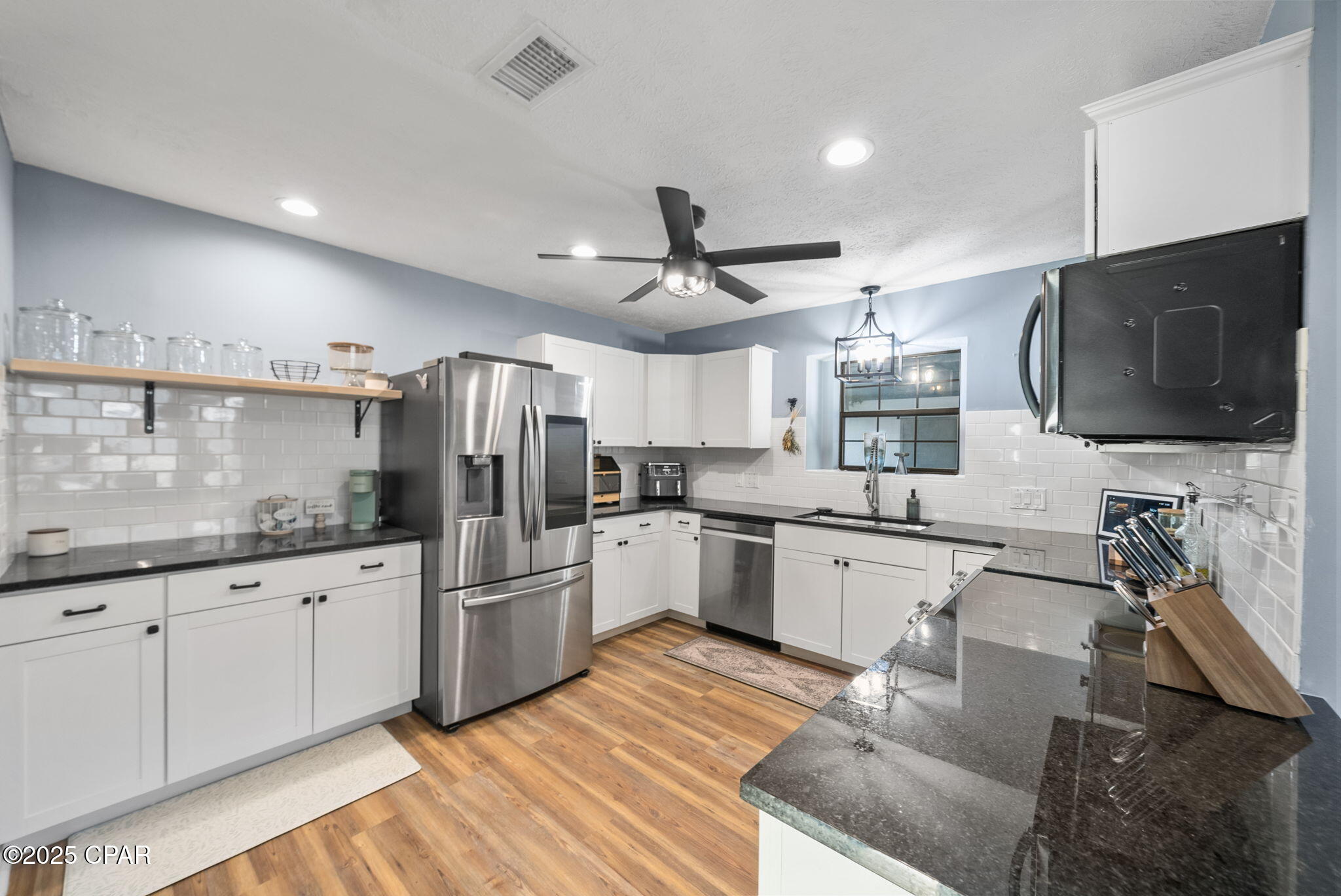 Image 8 For 606 Amberjack Drive