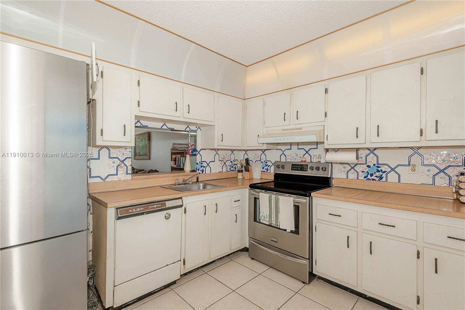 2800-somerset-dr-402j-lauderdale-lakes-fl-33311/hzid_408a9023