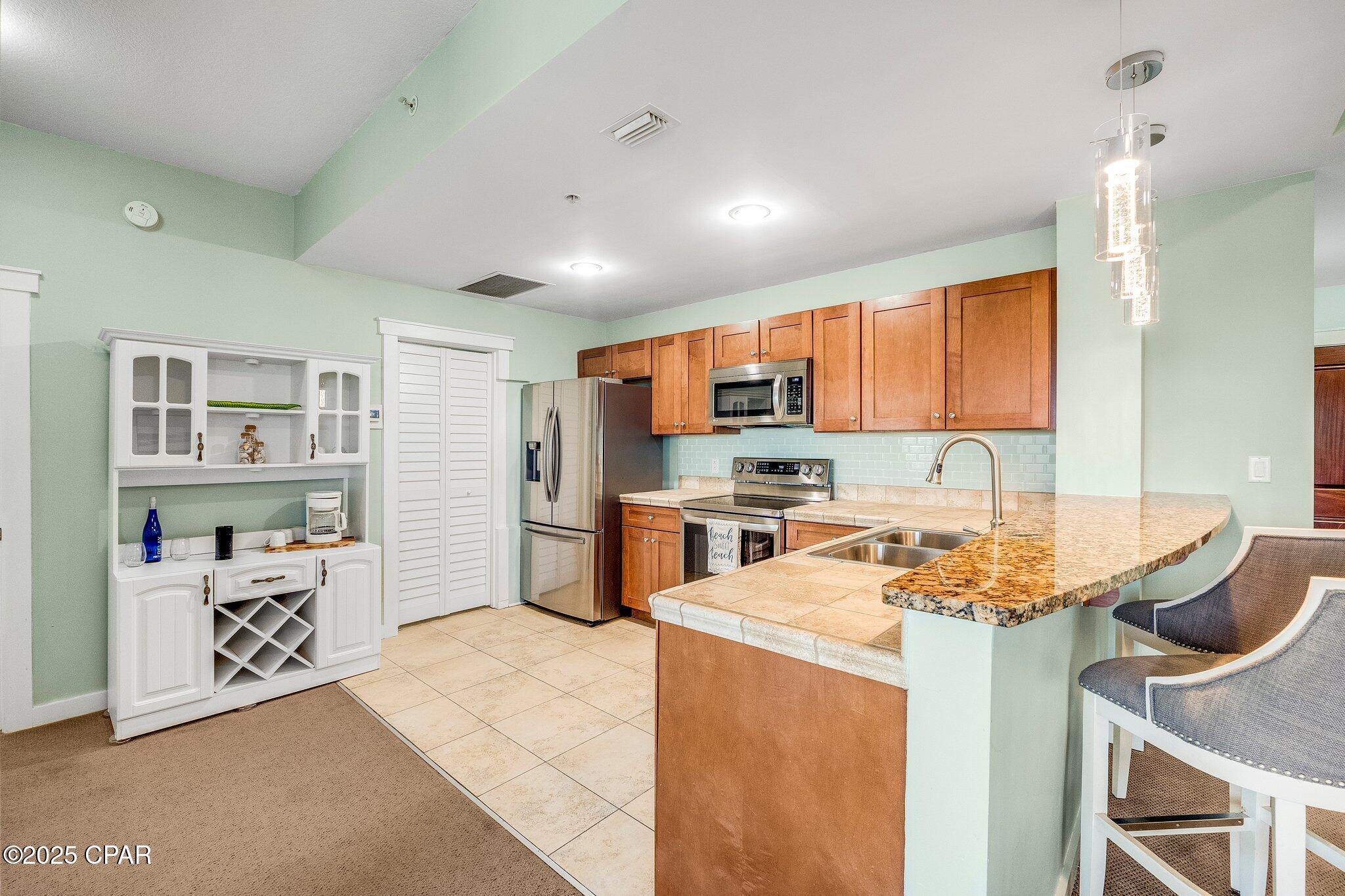 Image 11 For 15100 Front Beach Road 517