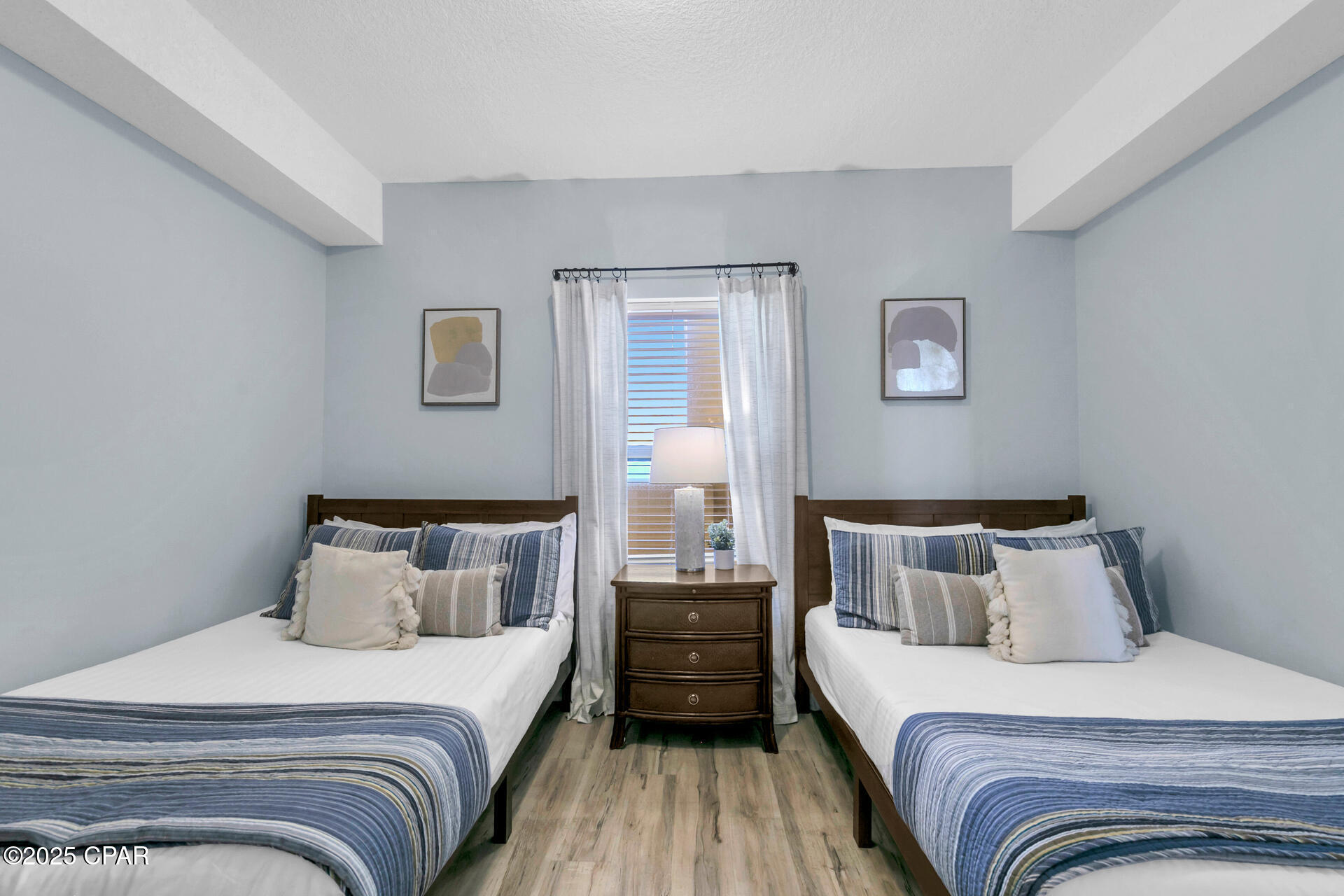 Image 18 For 17545 Front Beach Road 1905