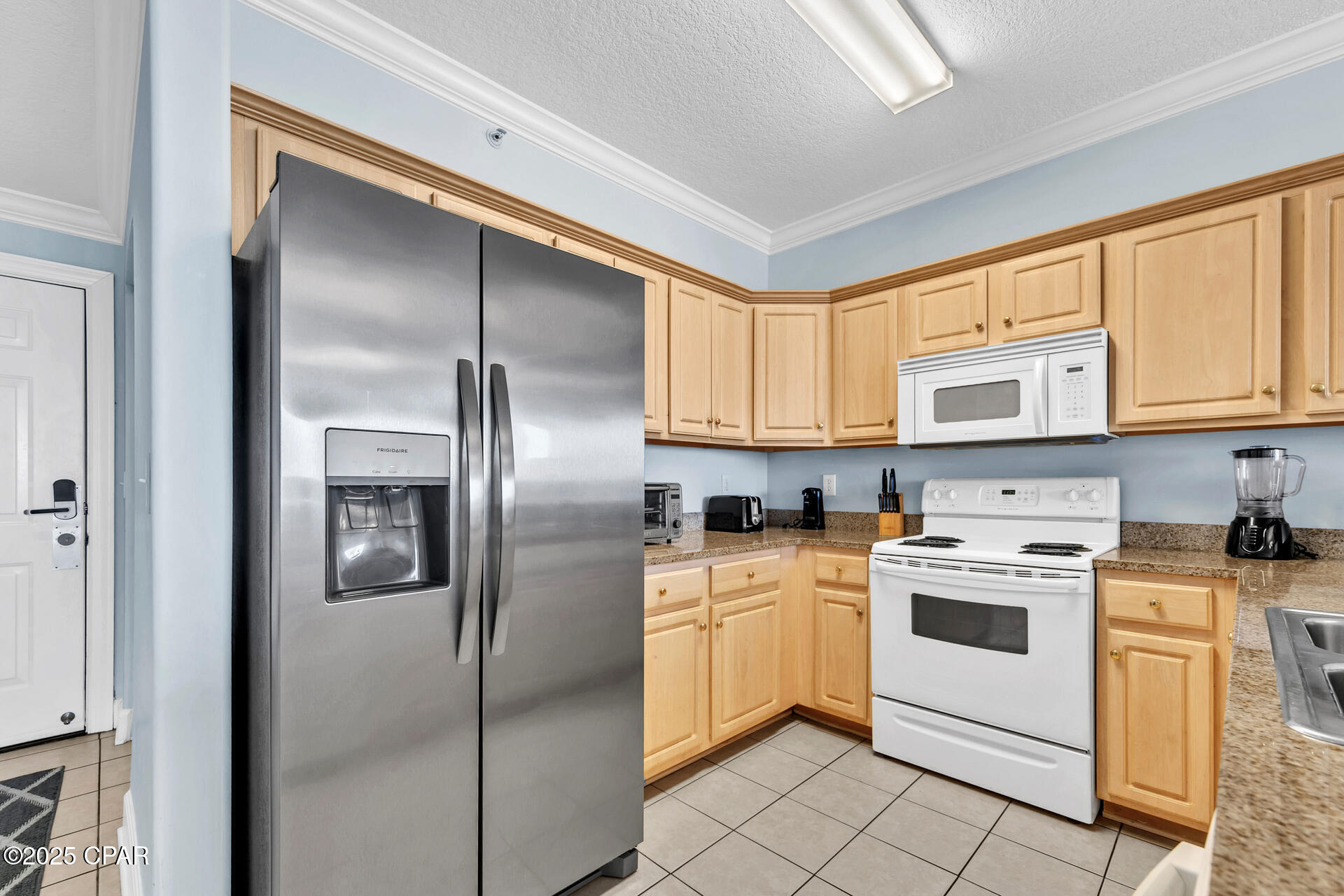 Image 23 For 17545 Front Beach Road 1905