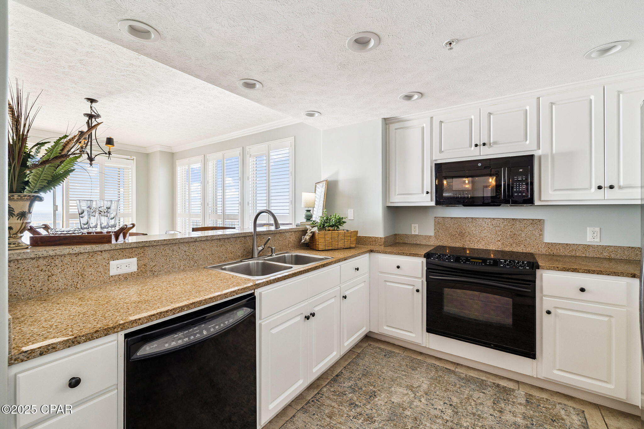 Image 41 For 5004 Thomas Drive 1712