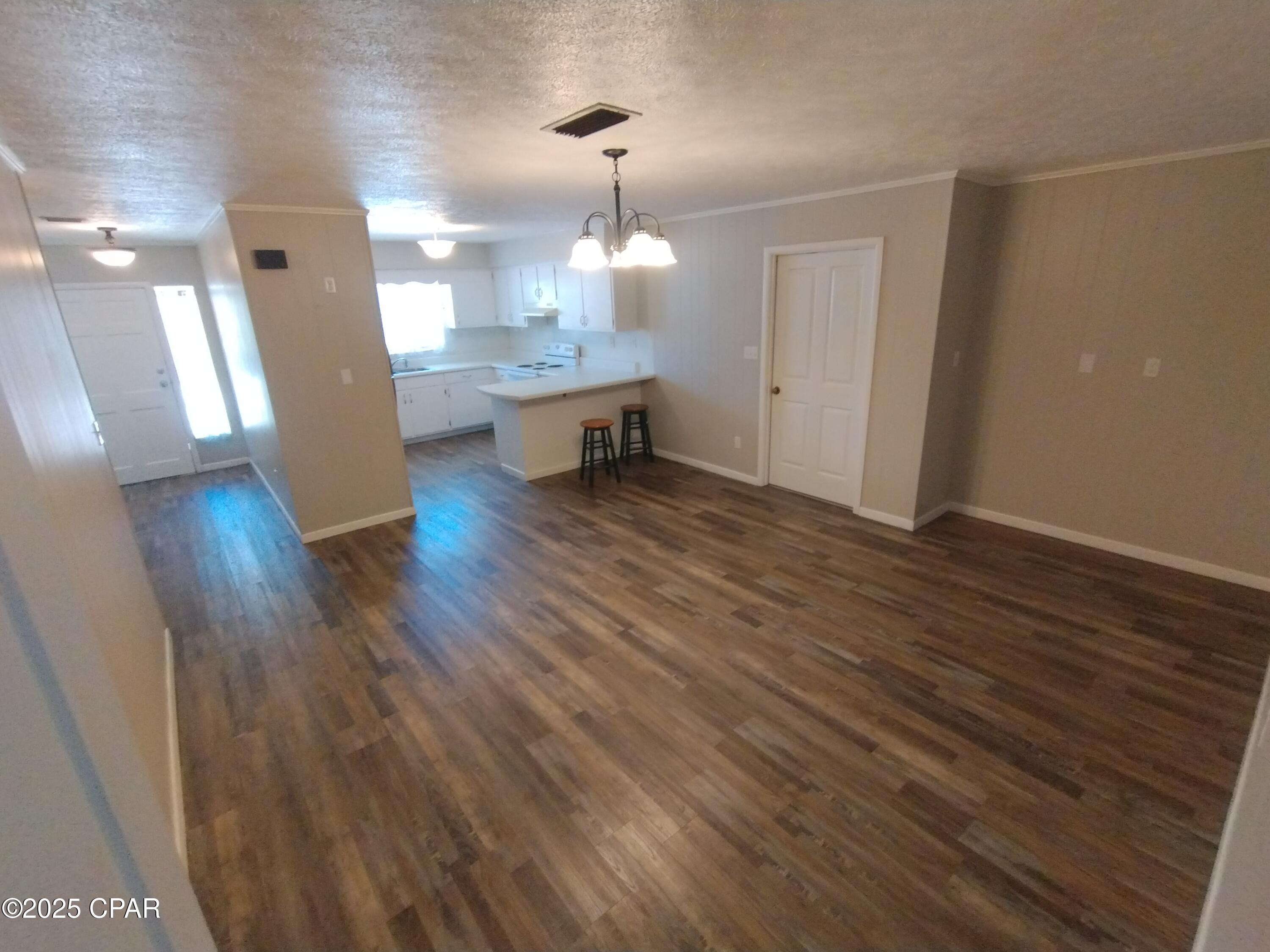 Image 3 For 137 Arlington Drive