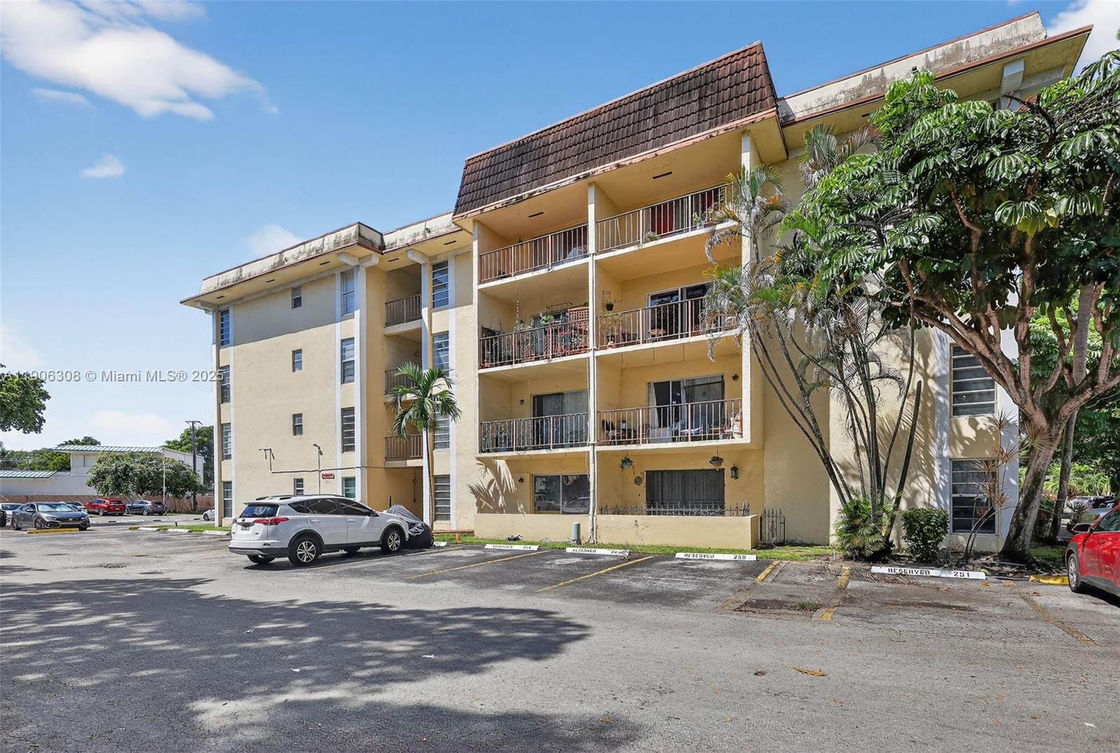 Capri Gardens Condo