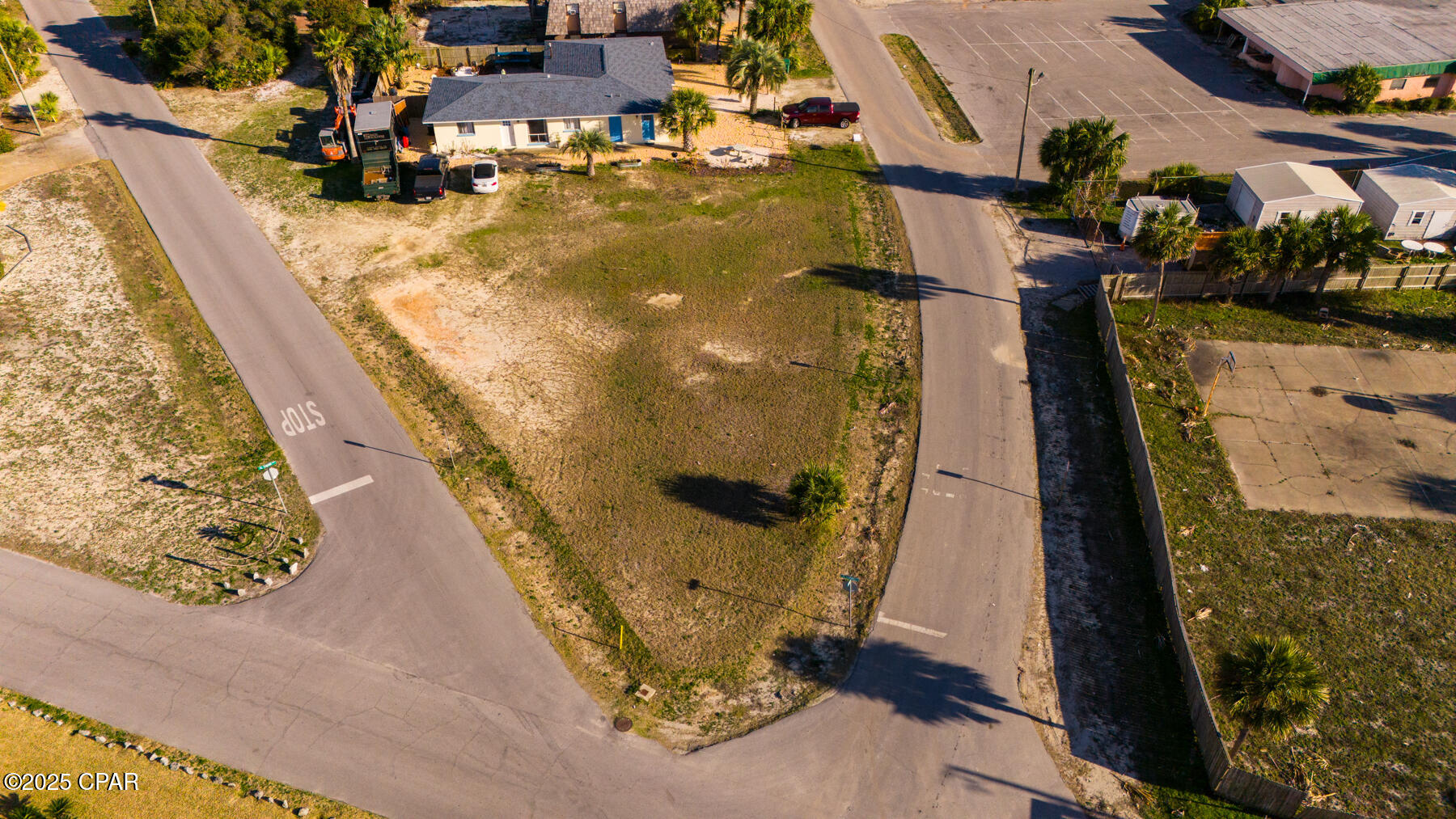 Image 3 For 601 Granada Circle