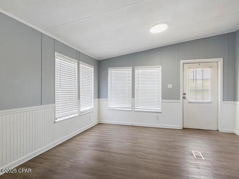 Image 9 For 6240 Bryan Way