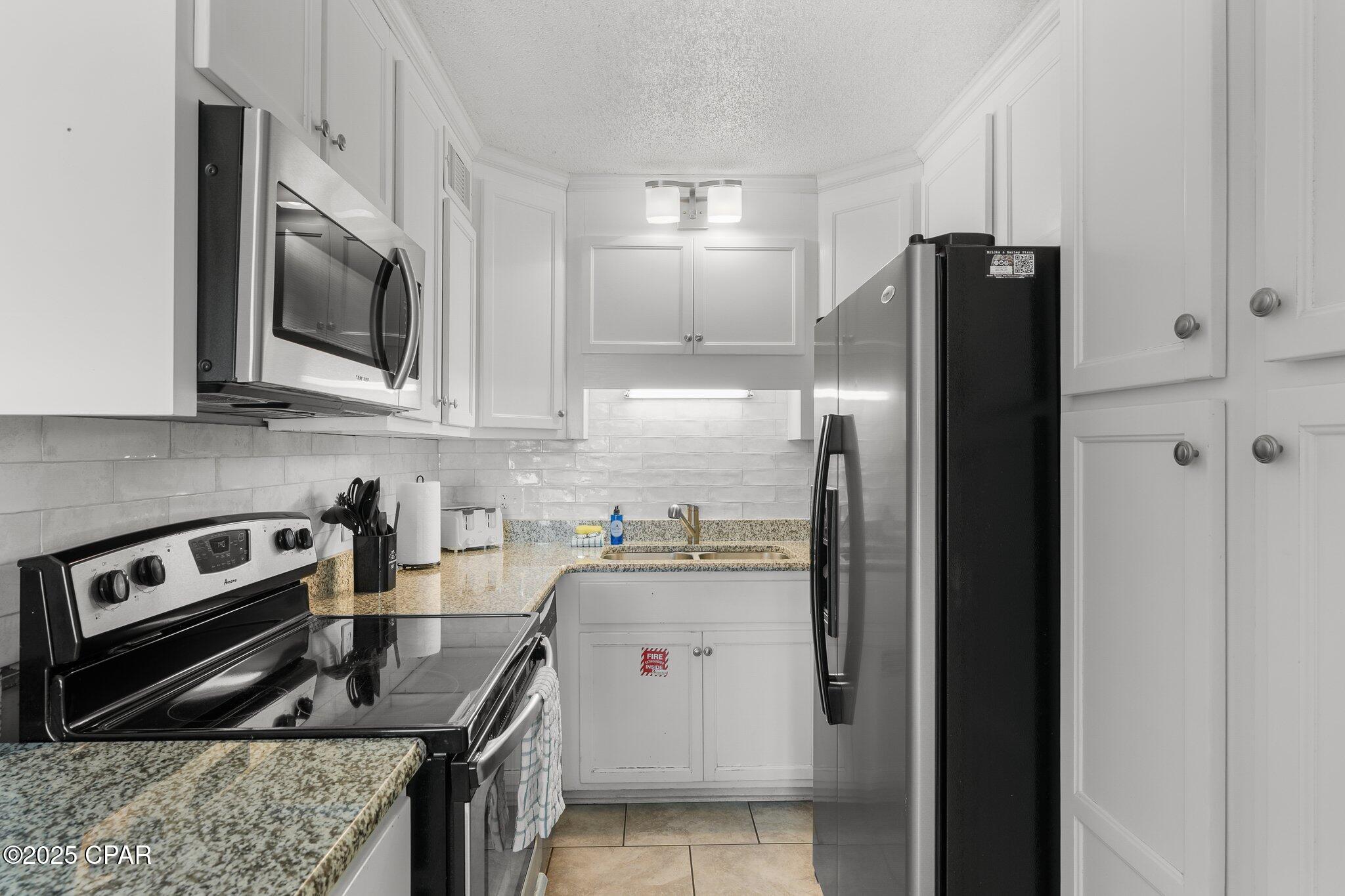 Image 11 For 8743 Thomas Drive 1105