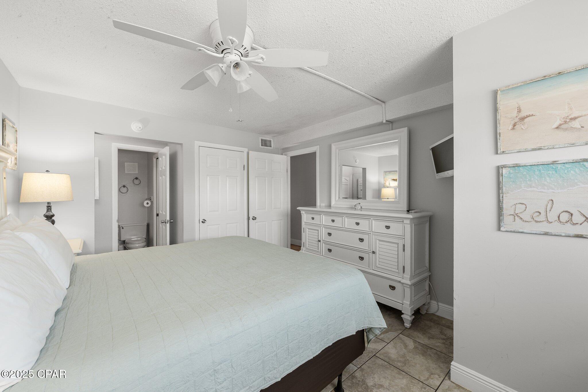 Image 14 For 8743 Thomas Drive 1105