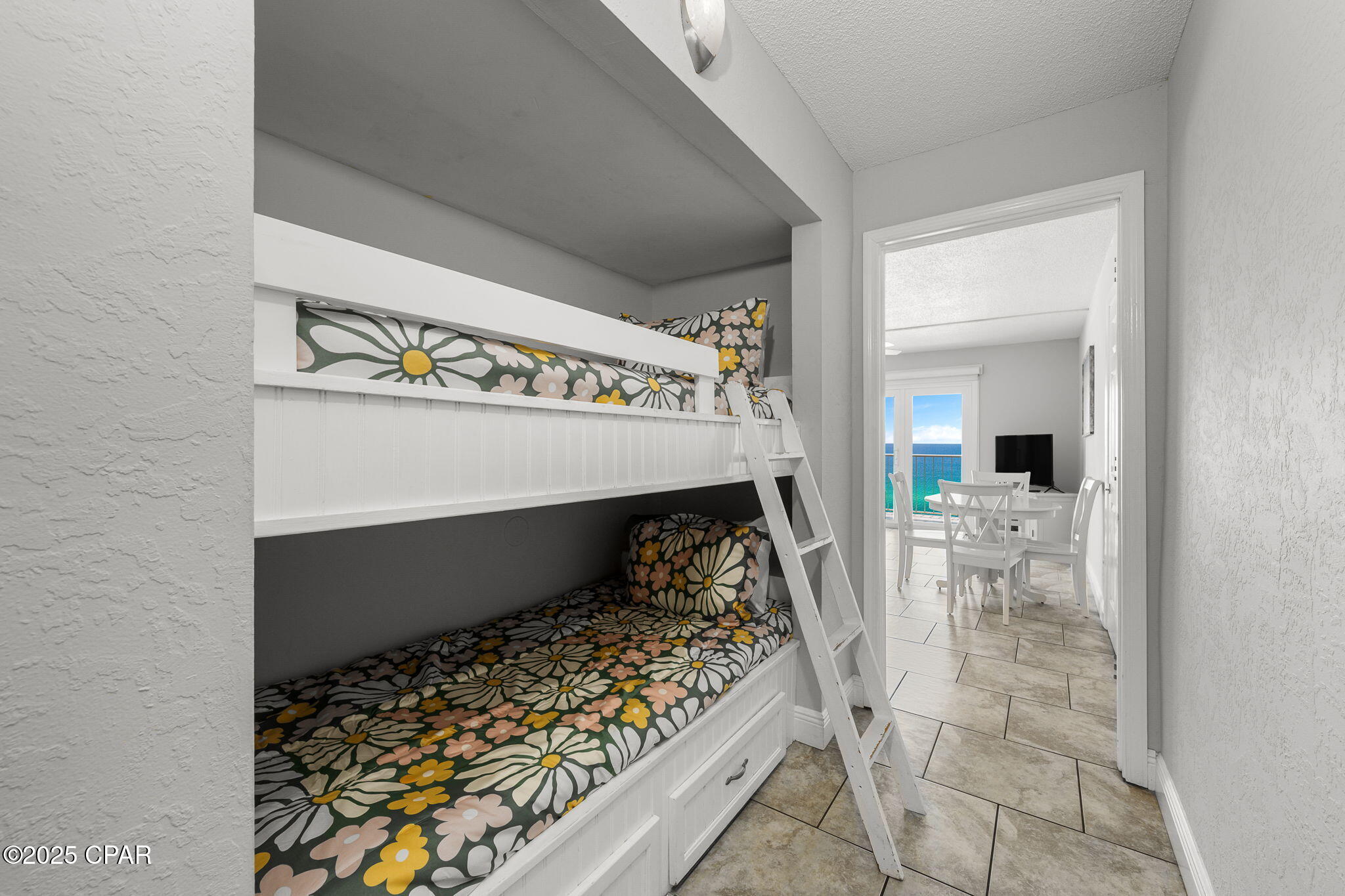 Image 19 For 8743 Thomas Drive 1105