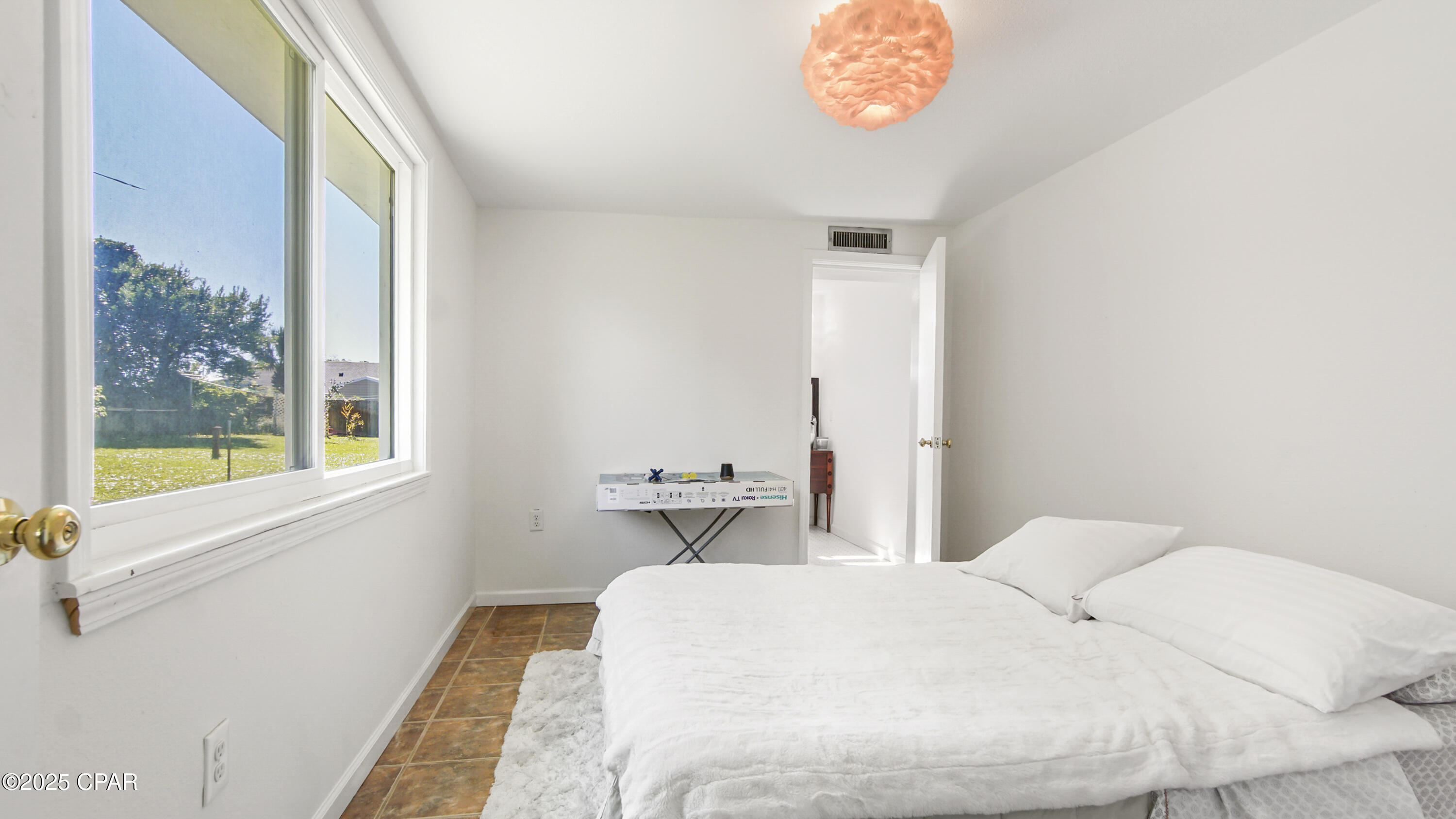 Image 12 For 208 Macarthur Avenue