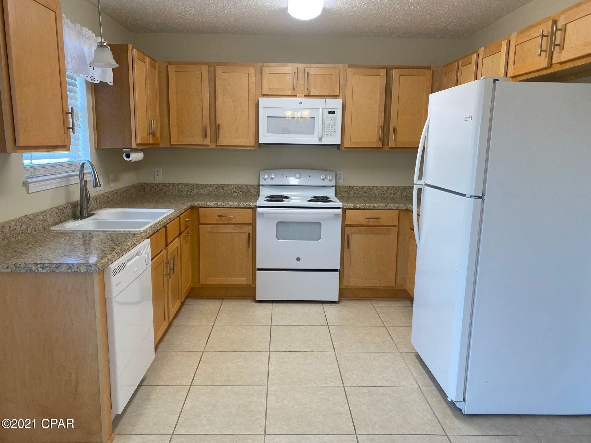 Image 6 For 610 Pine Forest Drive