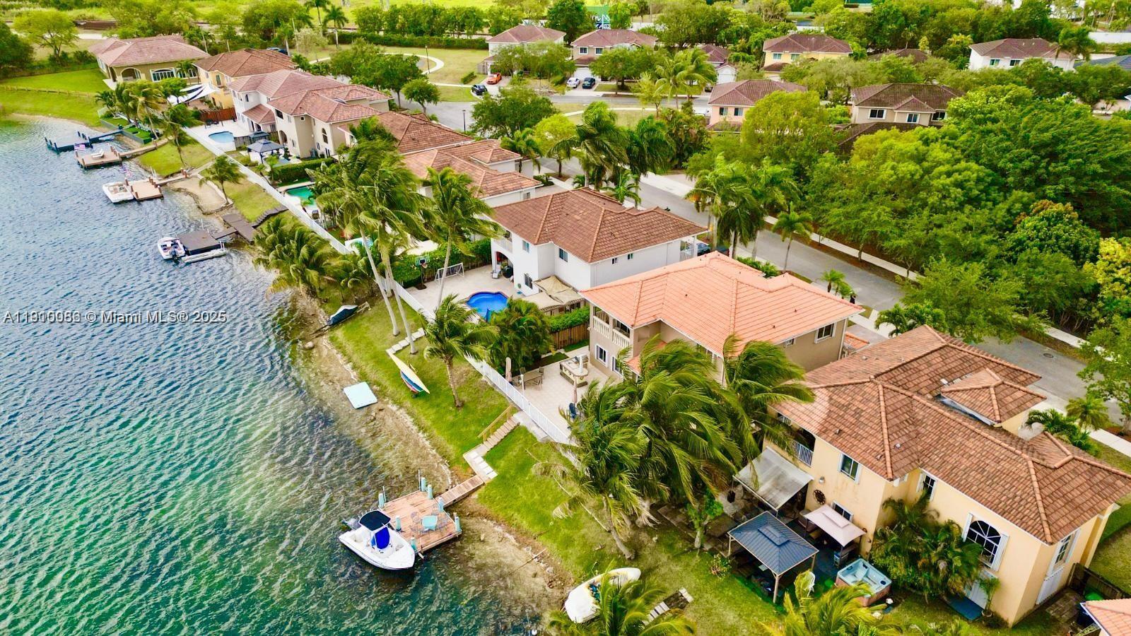 Twin Lake Shores South