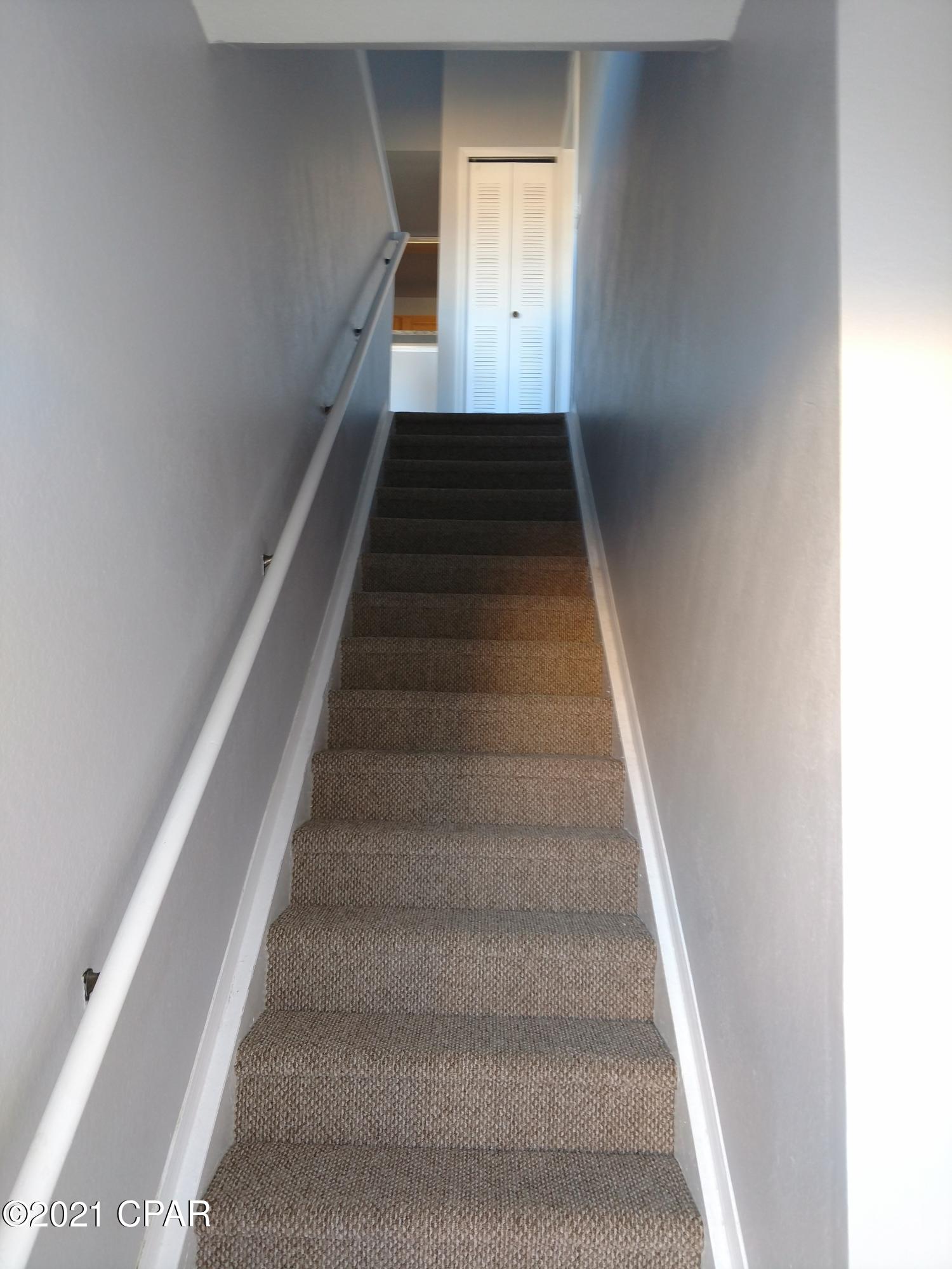 Image 2 For 1605 Cape Cod Drive