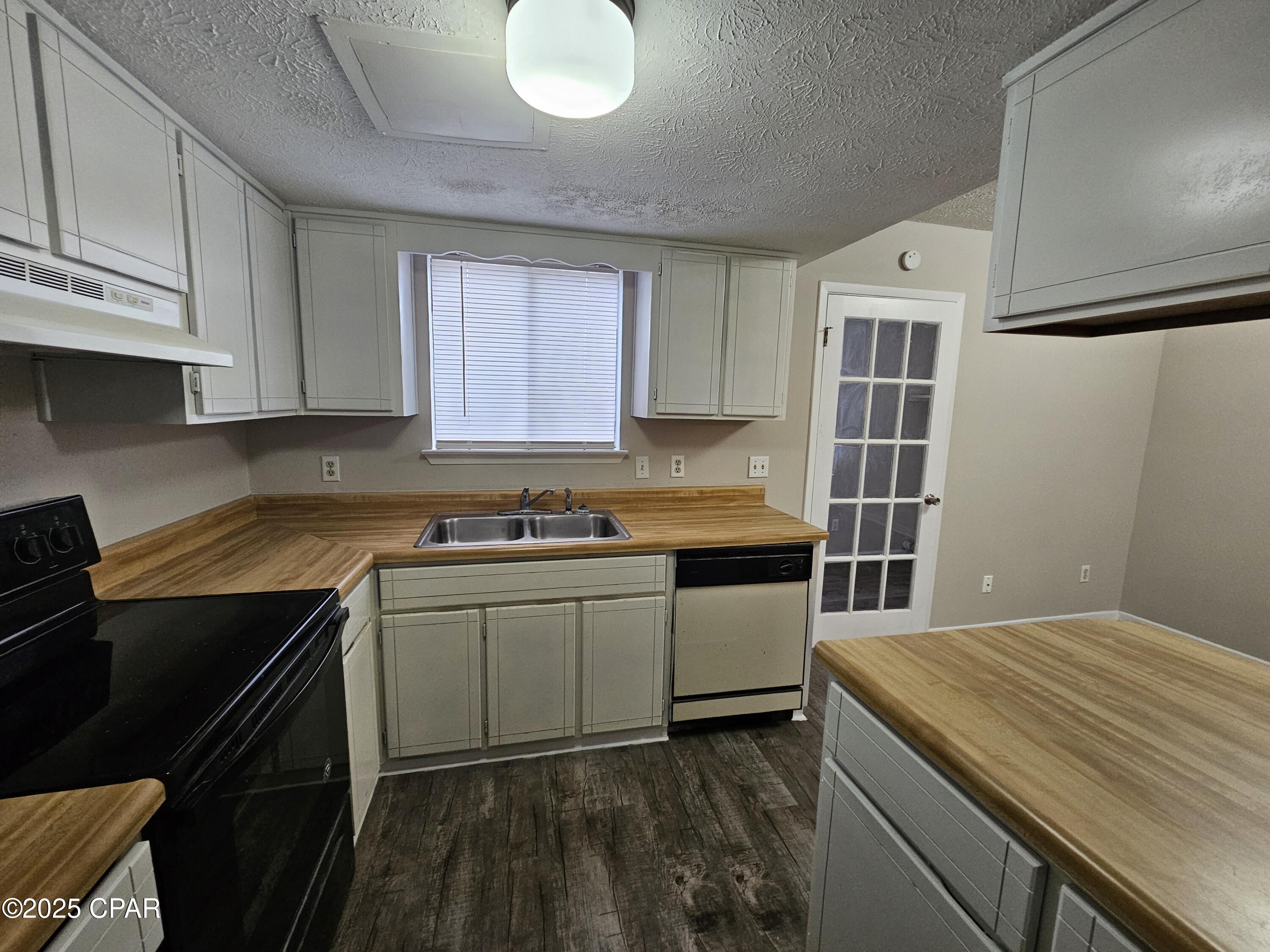 Image 3 For 6405 Lenawee Street