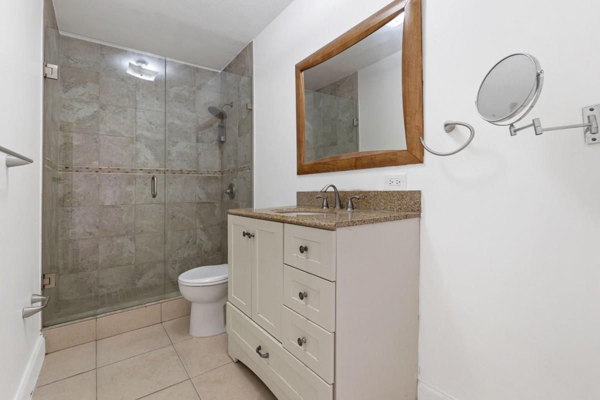 Homes for sale in Oakland Park, FL | 2970 Ne 16th Ave #211, Oakland Park, FL 33334 | MLS# F10535683