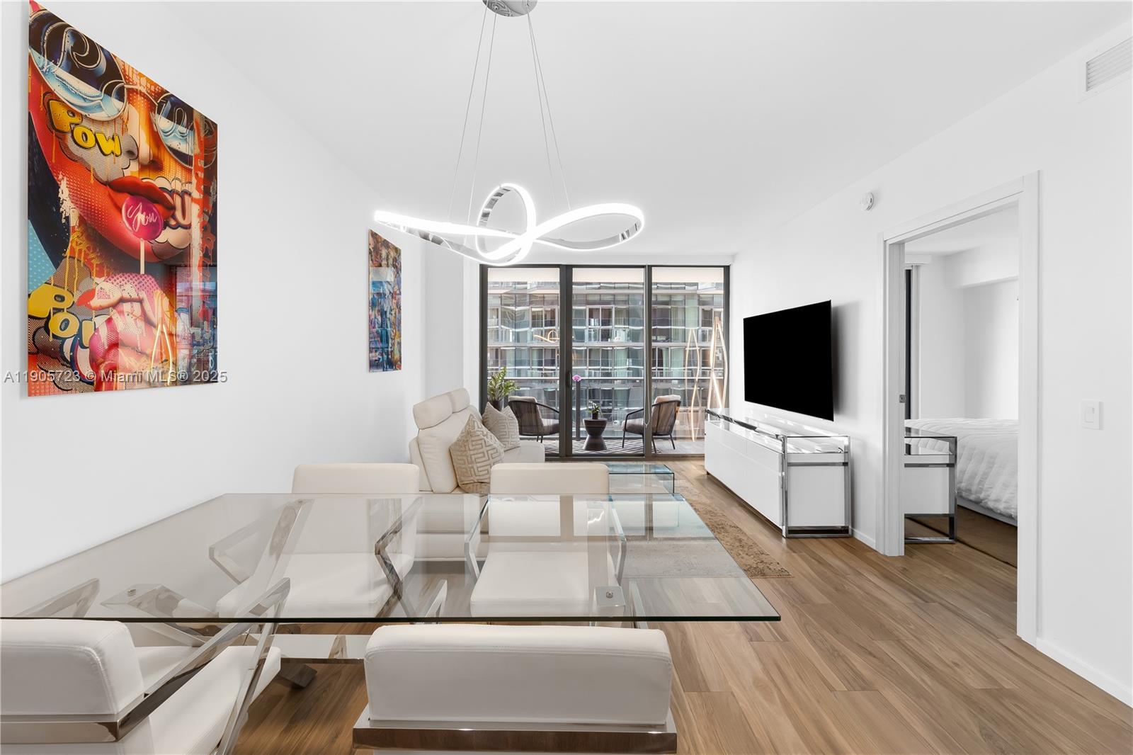 Condo for Sale in Miami, FL