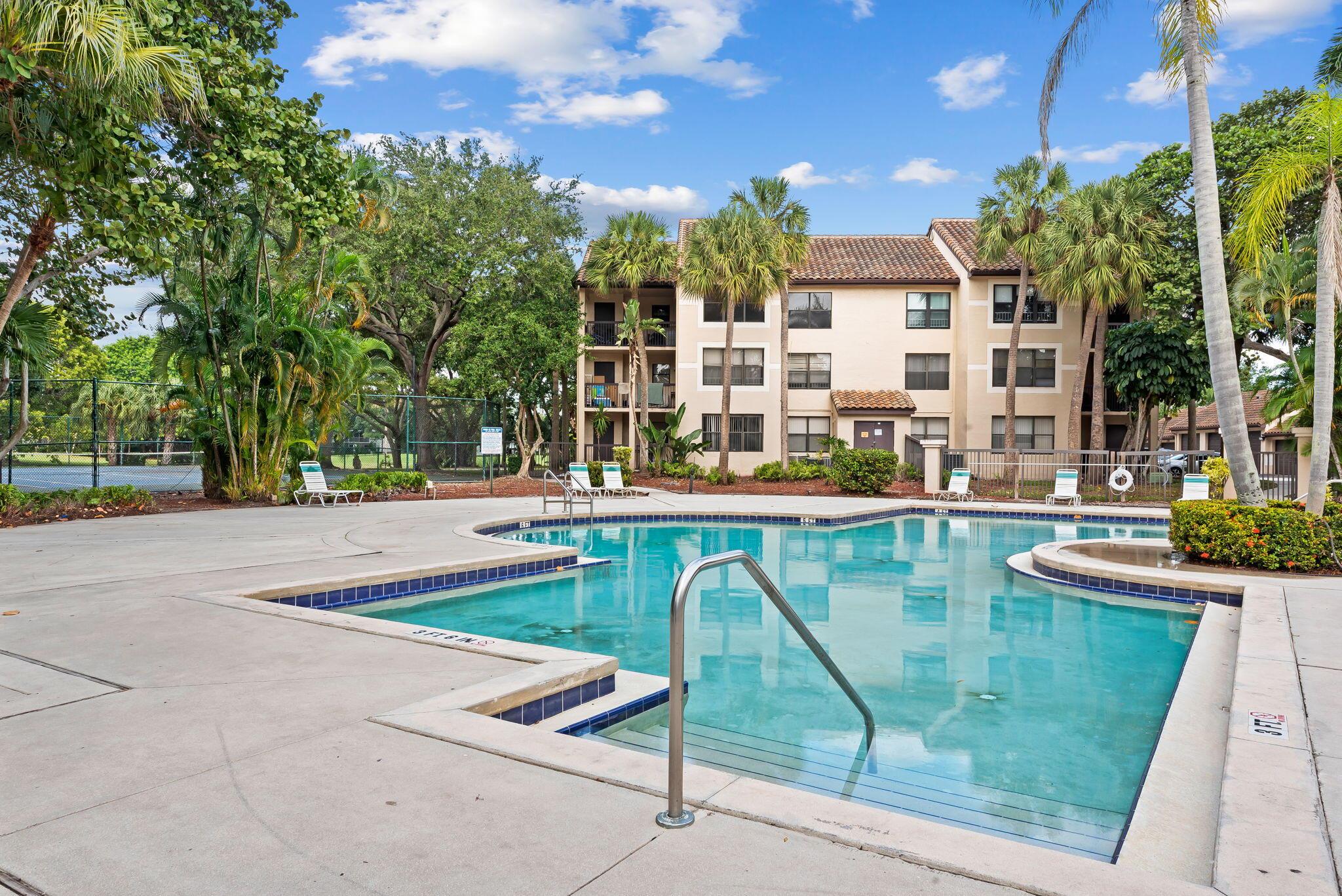 Palm Aire Gardens Condo