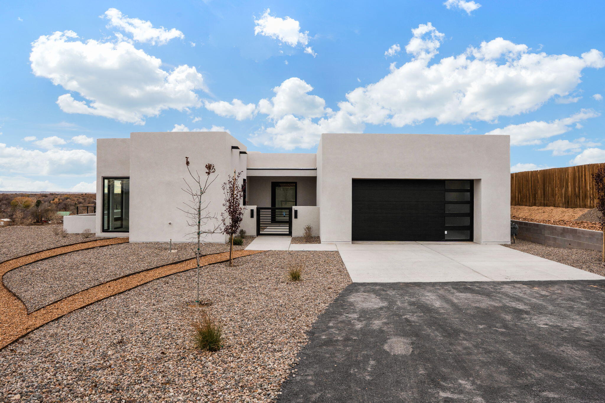 1215 Coronado Road Corrales, NM 87048