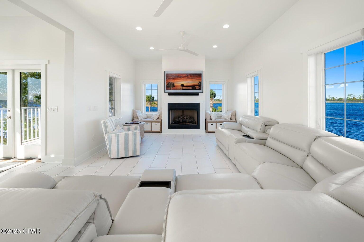 Image 19 For 6701 Yacht Club Drive