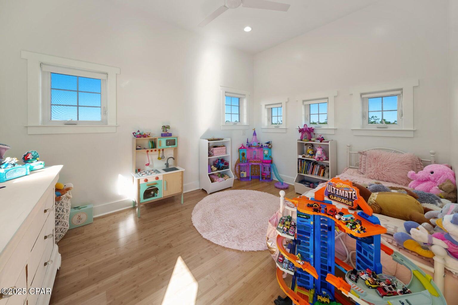 Listing photo id 41 for 6701 Yacht Club Drive