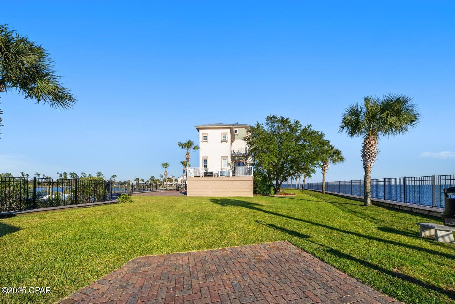Listing photo id 69 for 6701 Yacht Club Drive