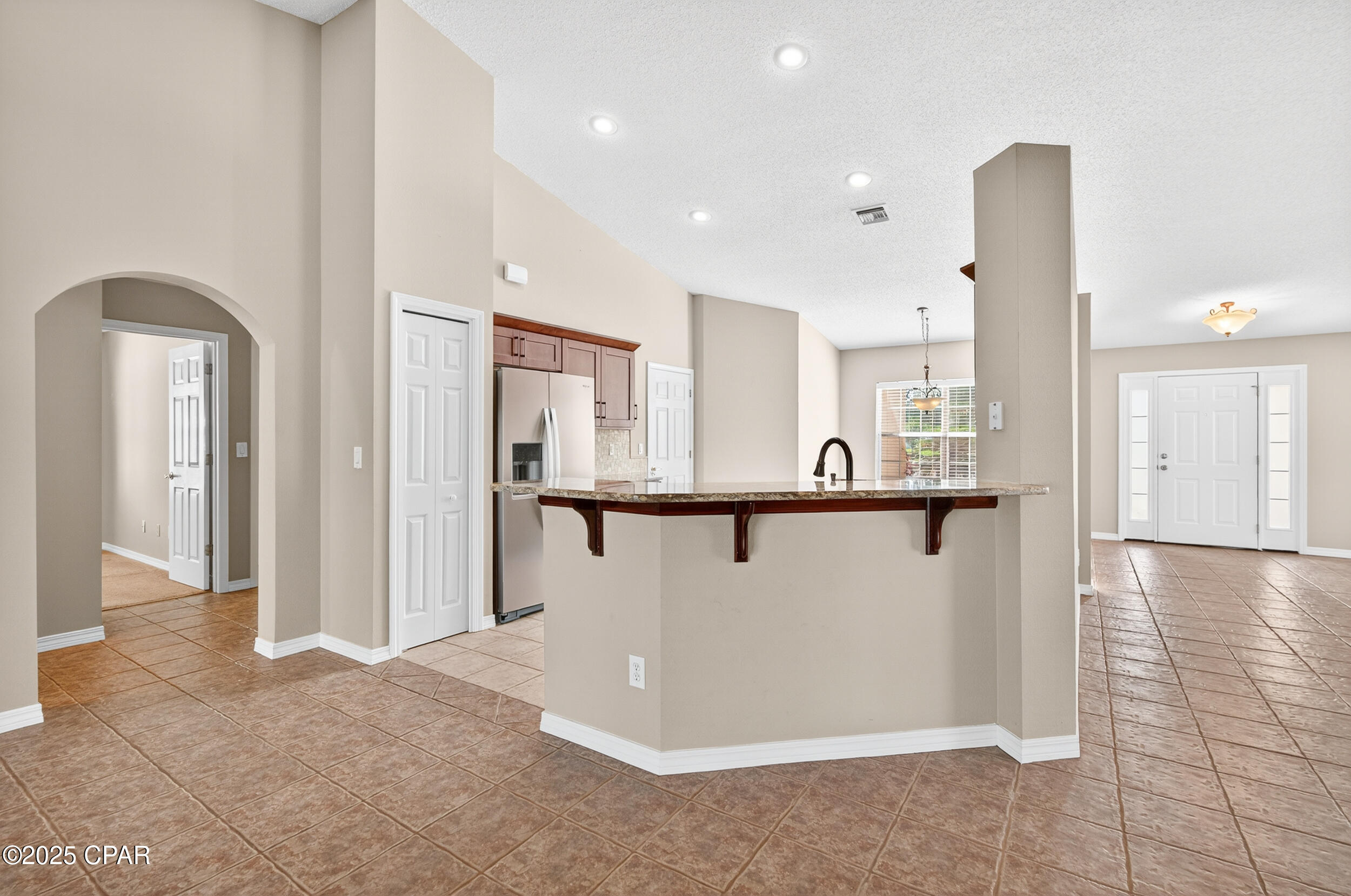 Image 23 For 127 Biltmore Place