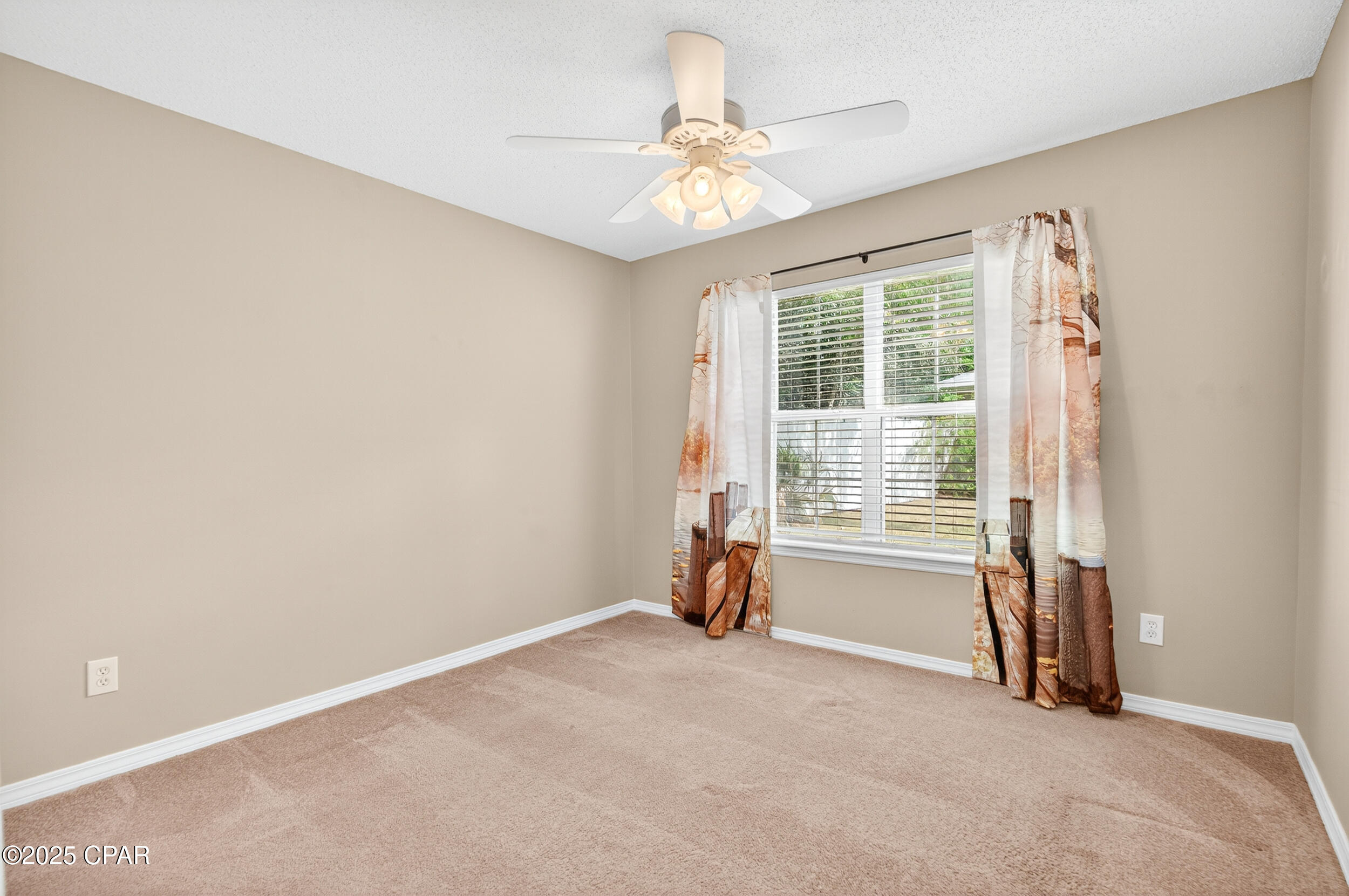 Image 33 For 127 Biltmore Place