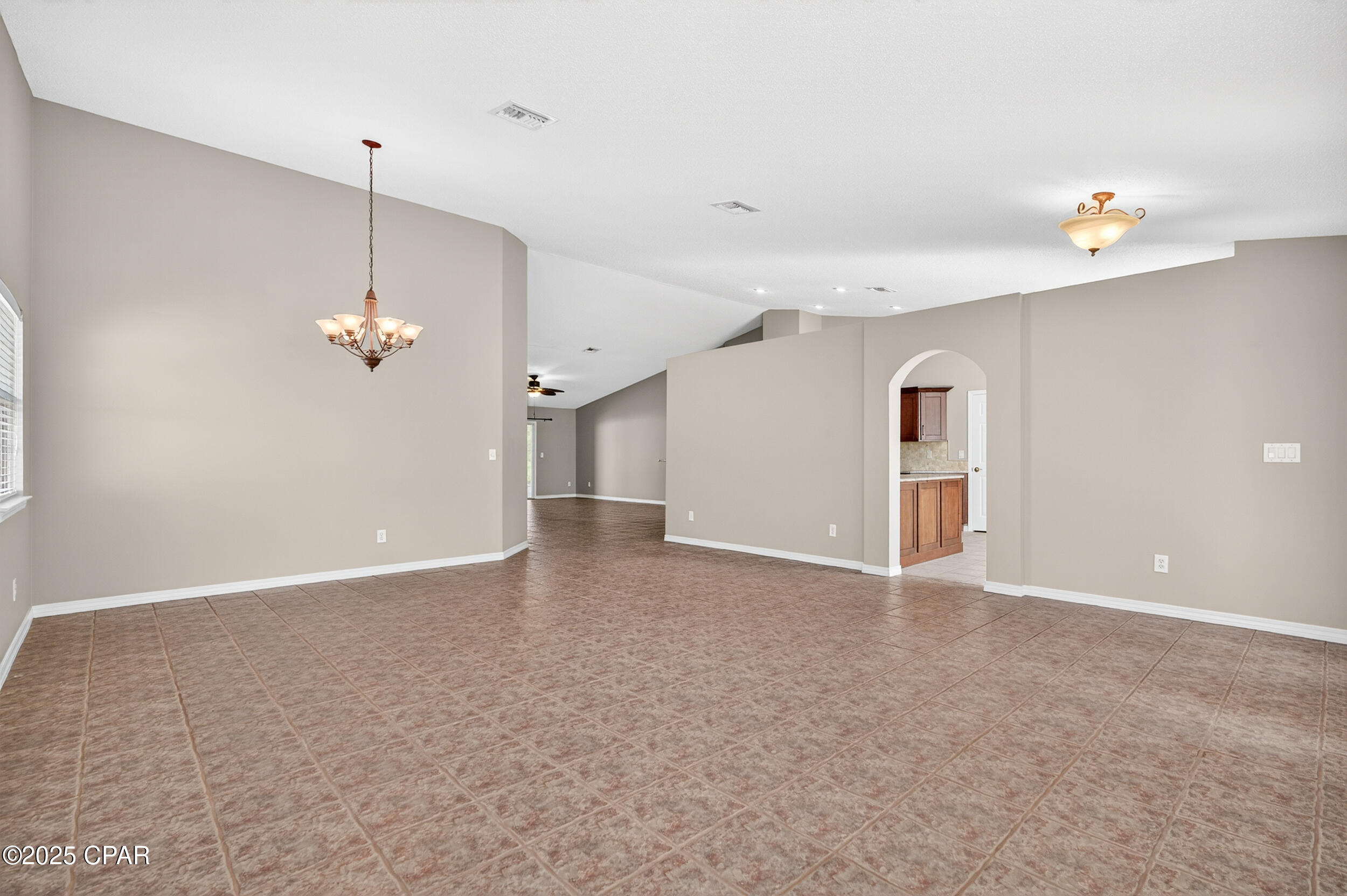 Image 6 For 127 Biltmore Place