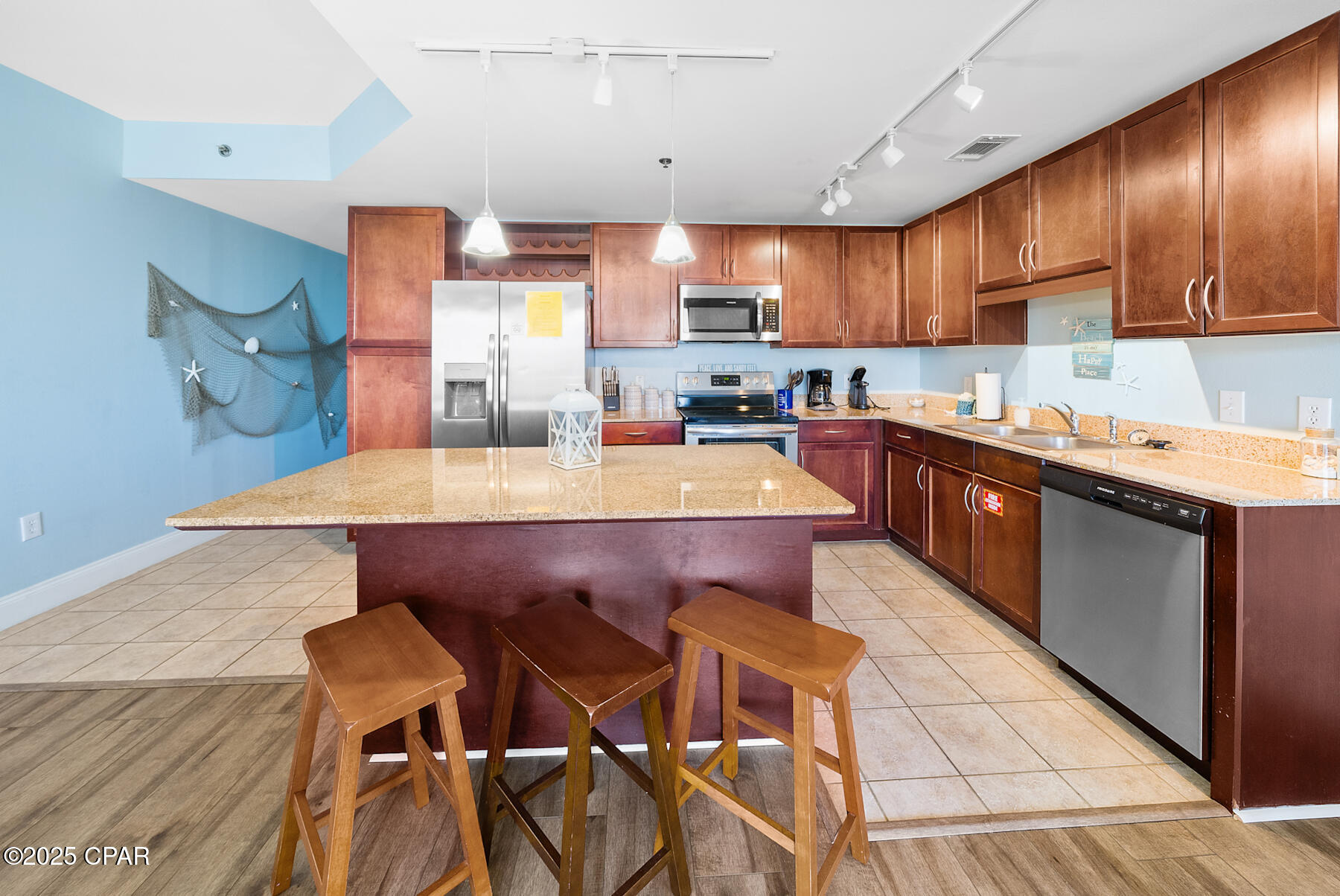 Image 21 For 9860 Thomas Drive 505