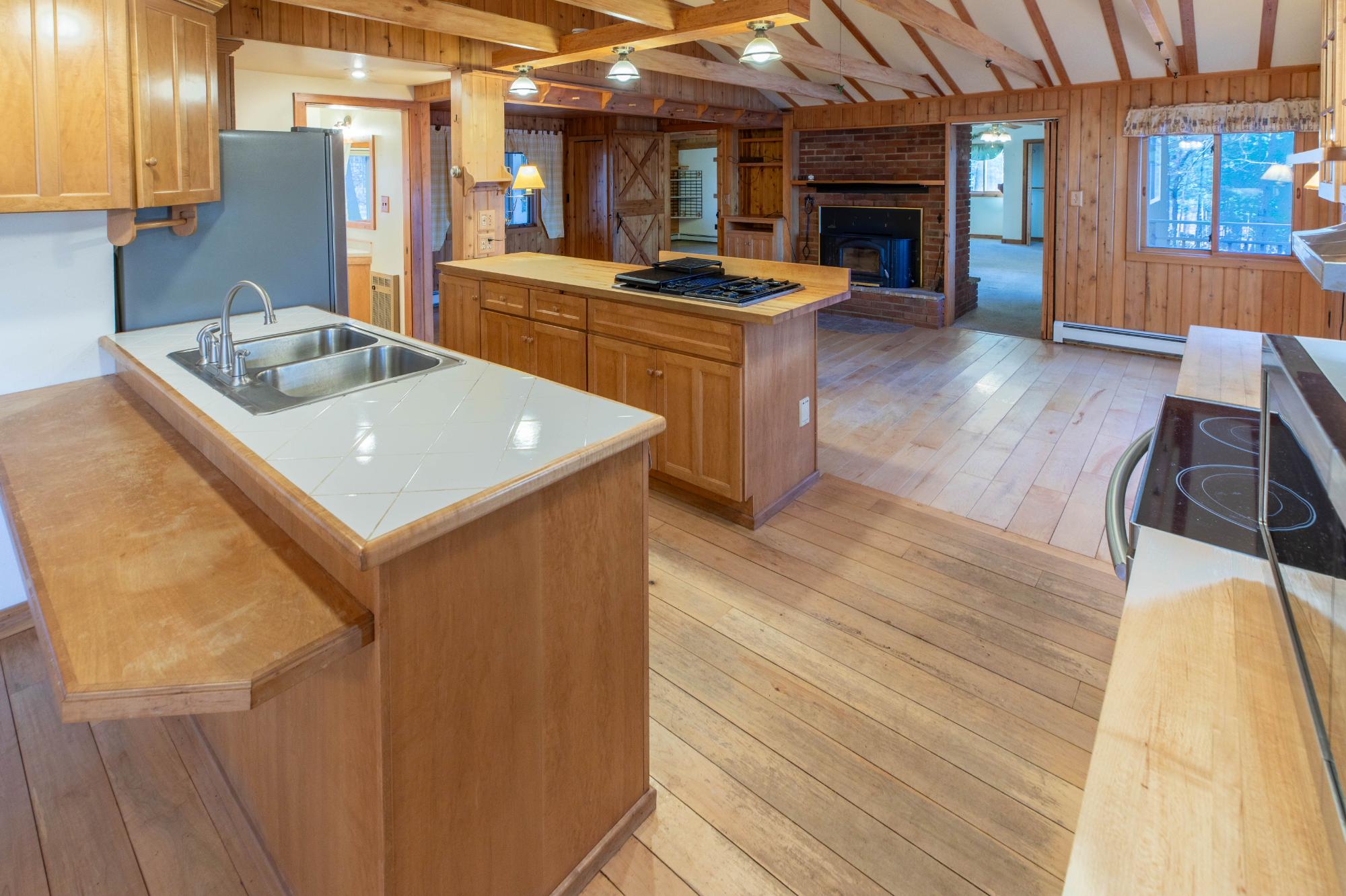 Alva Lake Property 7938 Alva Rd S Photo 10