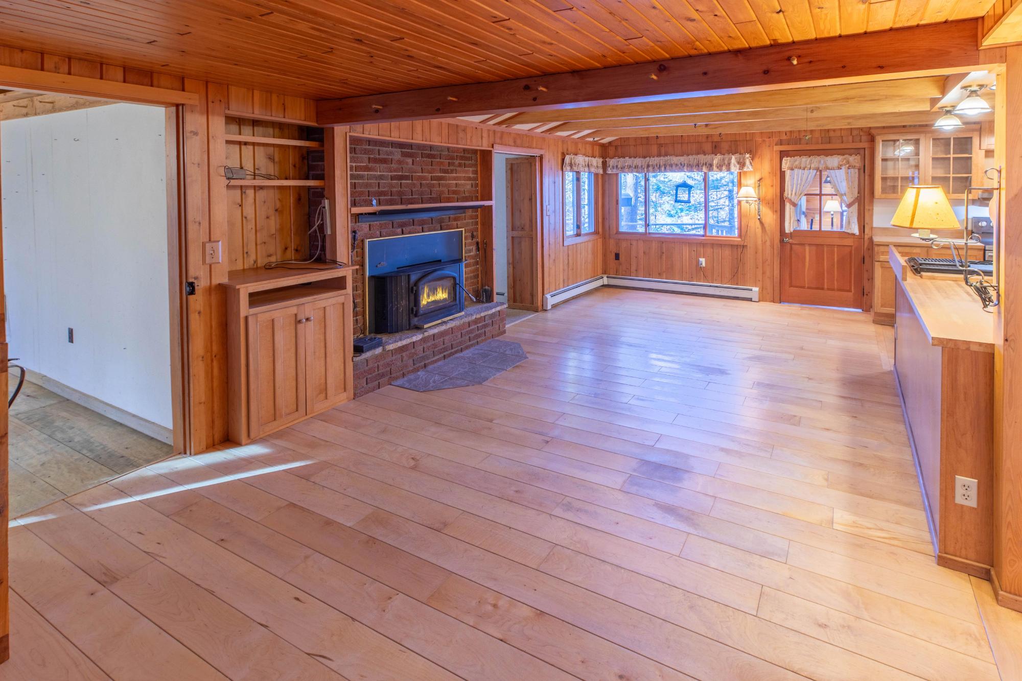 Alva Lake Property 7938 Alva Rd S Photo 5