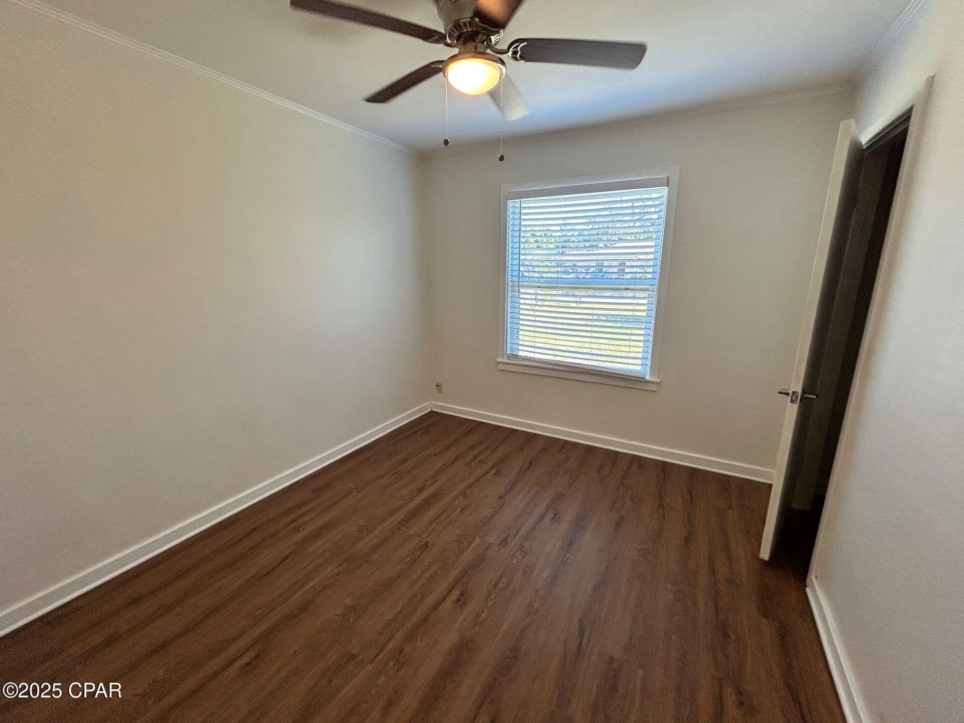 Image 11 For 427 Macarthur Avenue