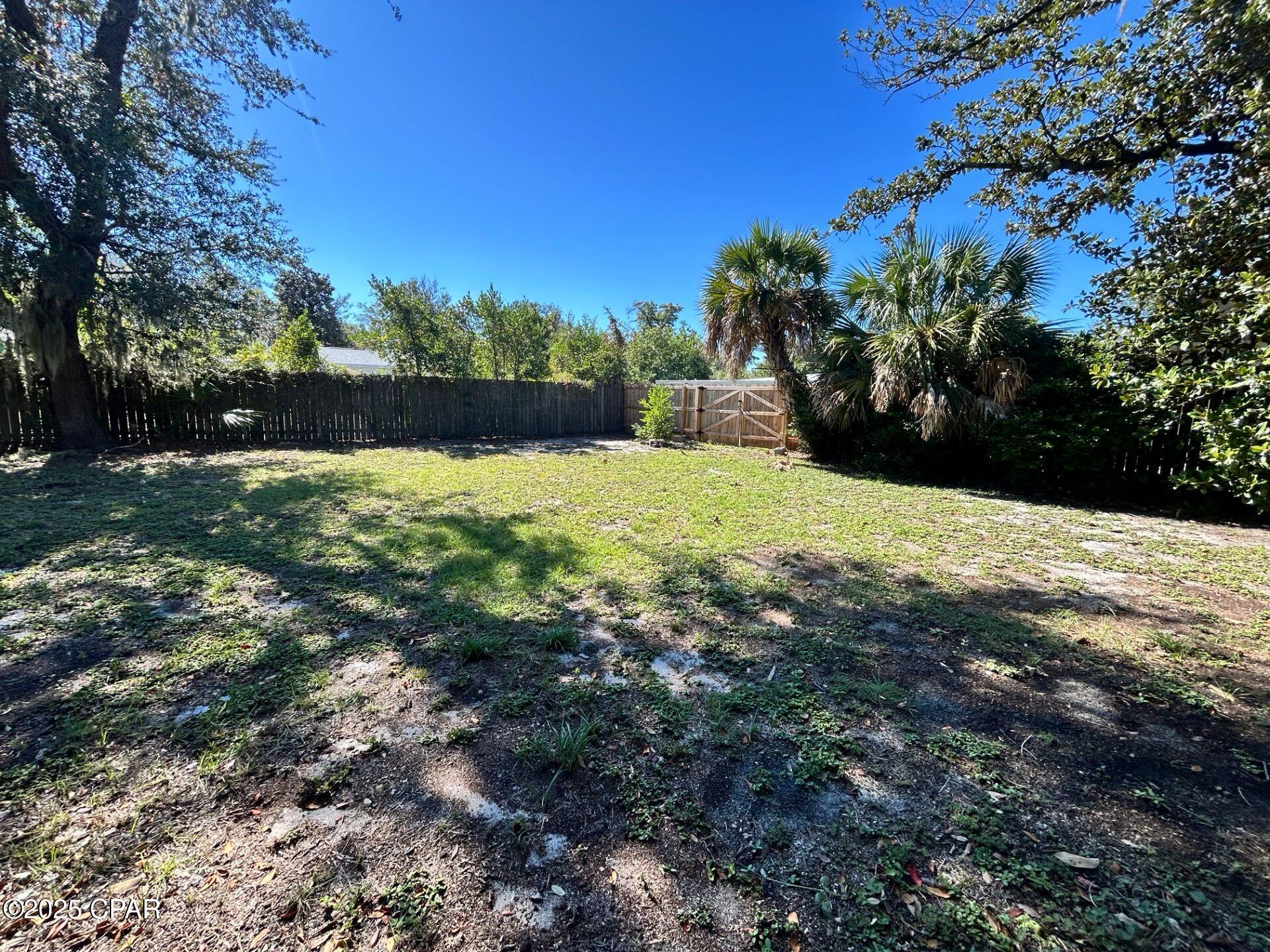 Image 15 For 427 Macarthur Avenue