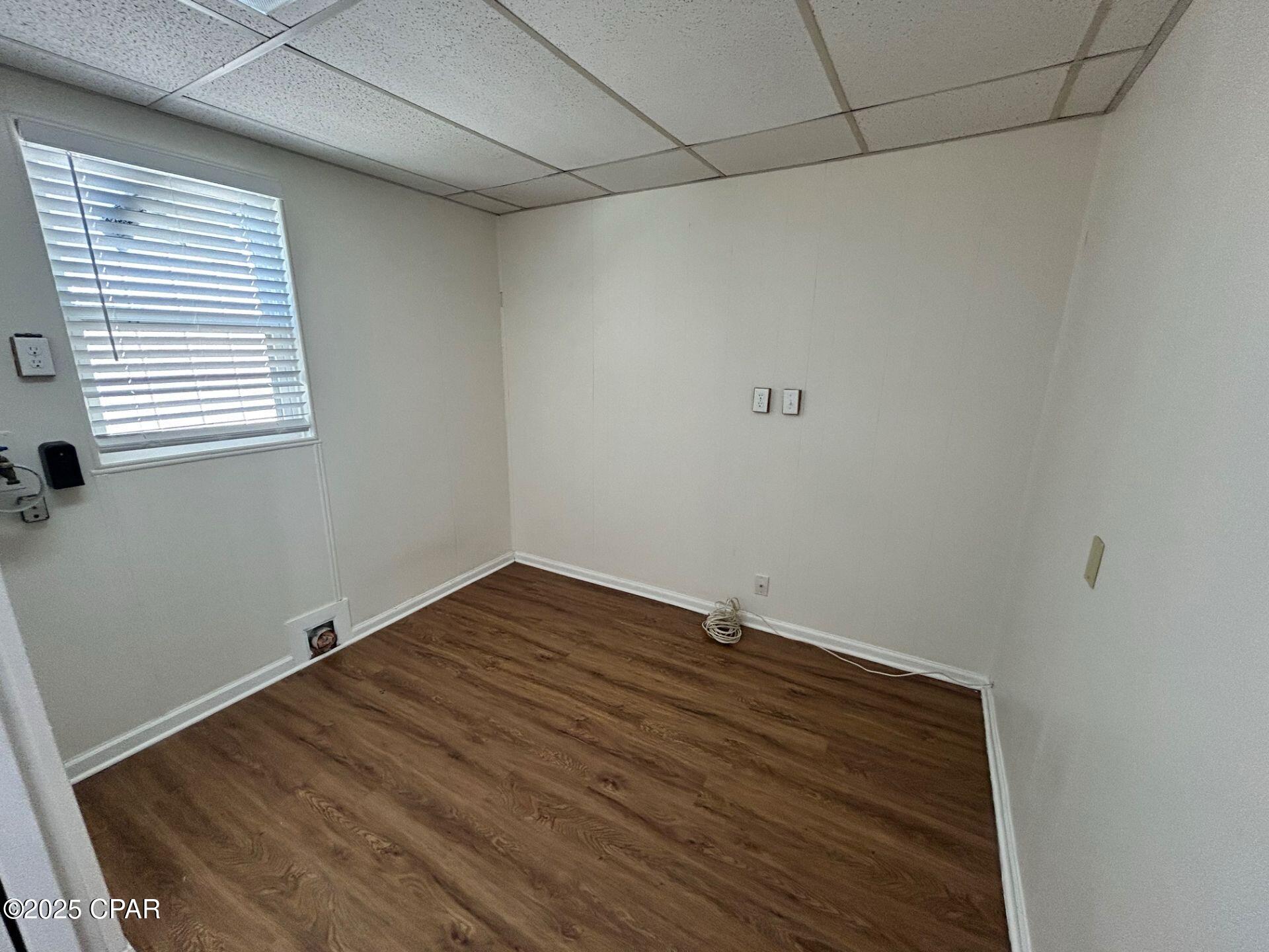 Image 16 For 427 Macarthur Avenue