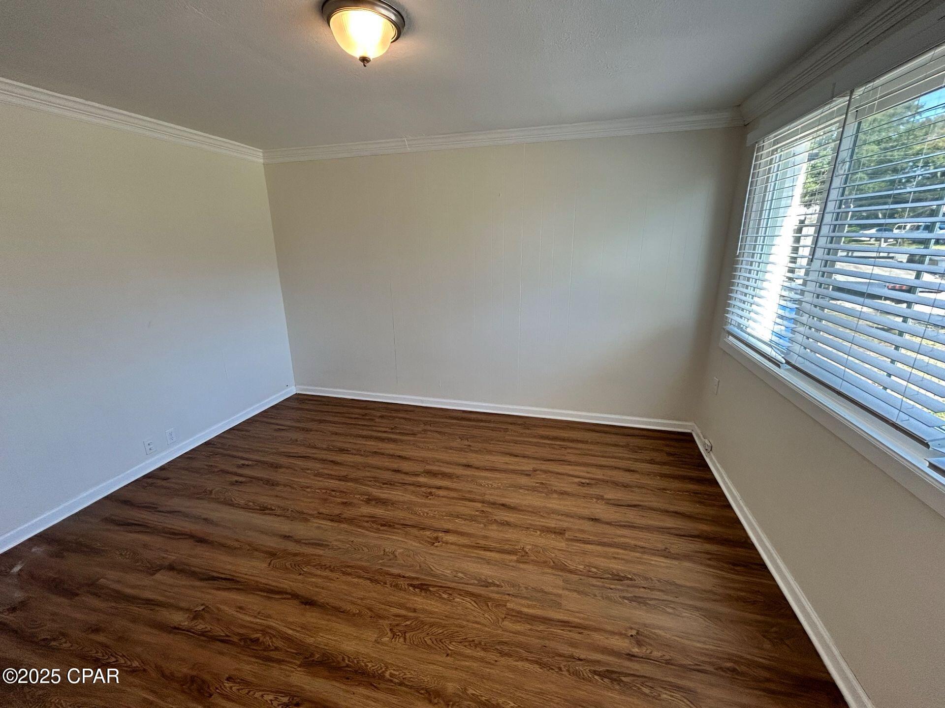 Image 5 For 427 Macarthur Avenue