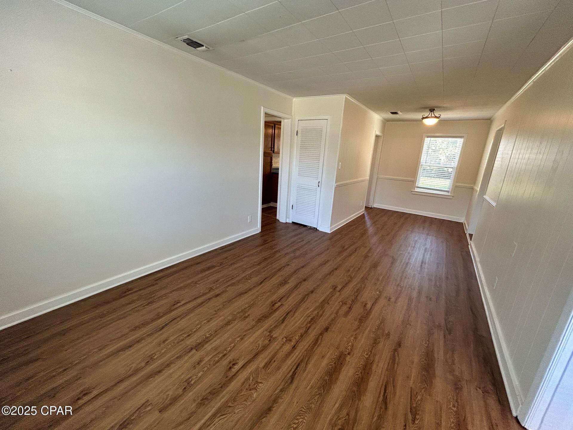 Image 6 For 427 Macarthur Avenue