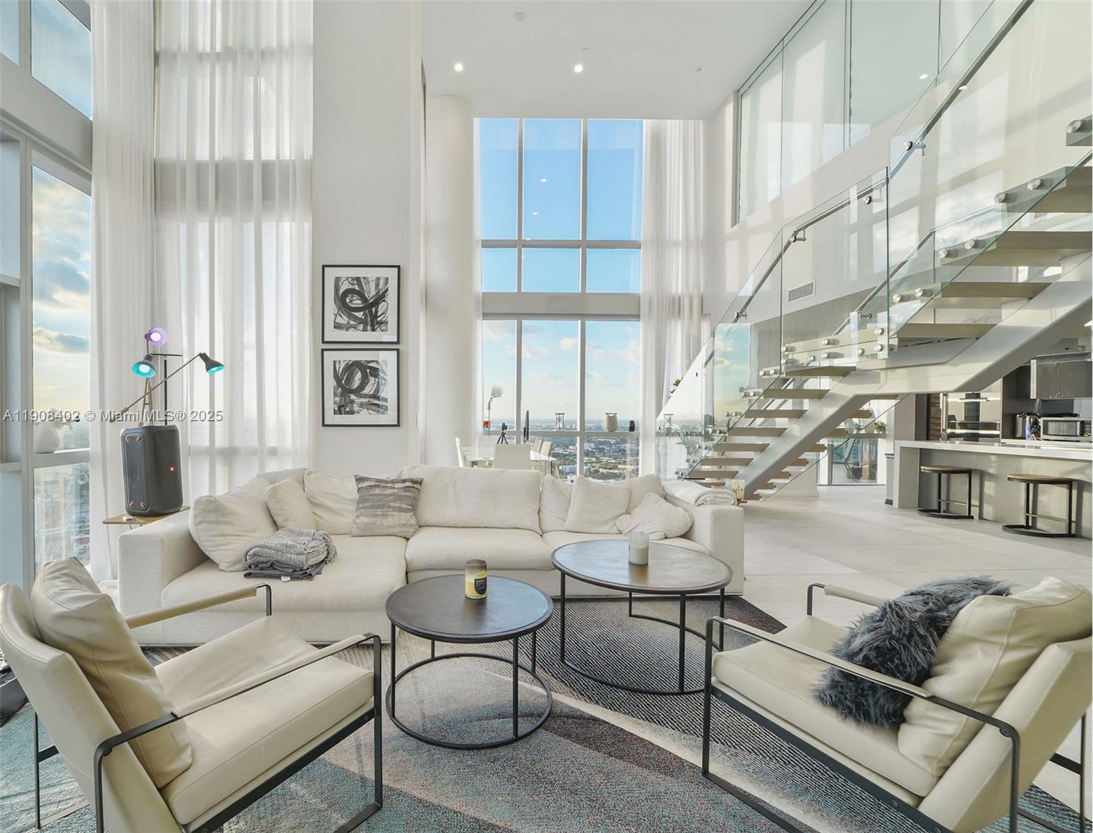 Paramount Miami Worldcent