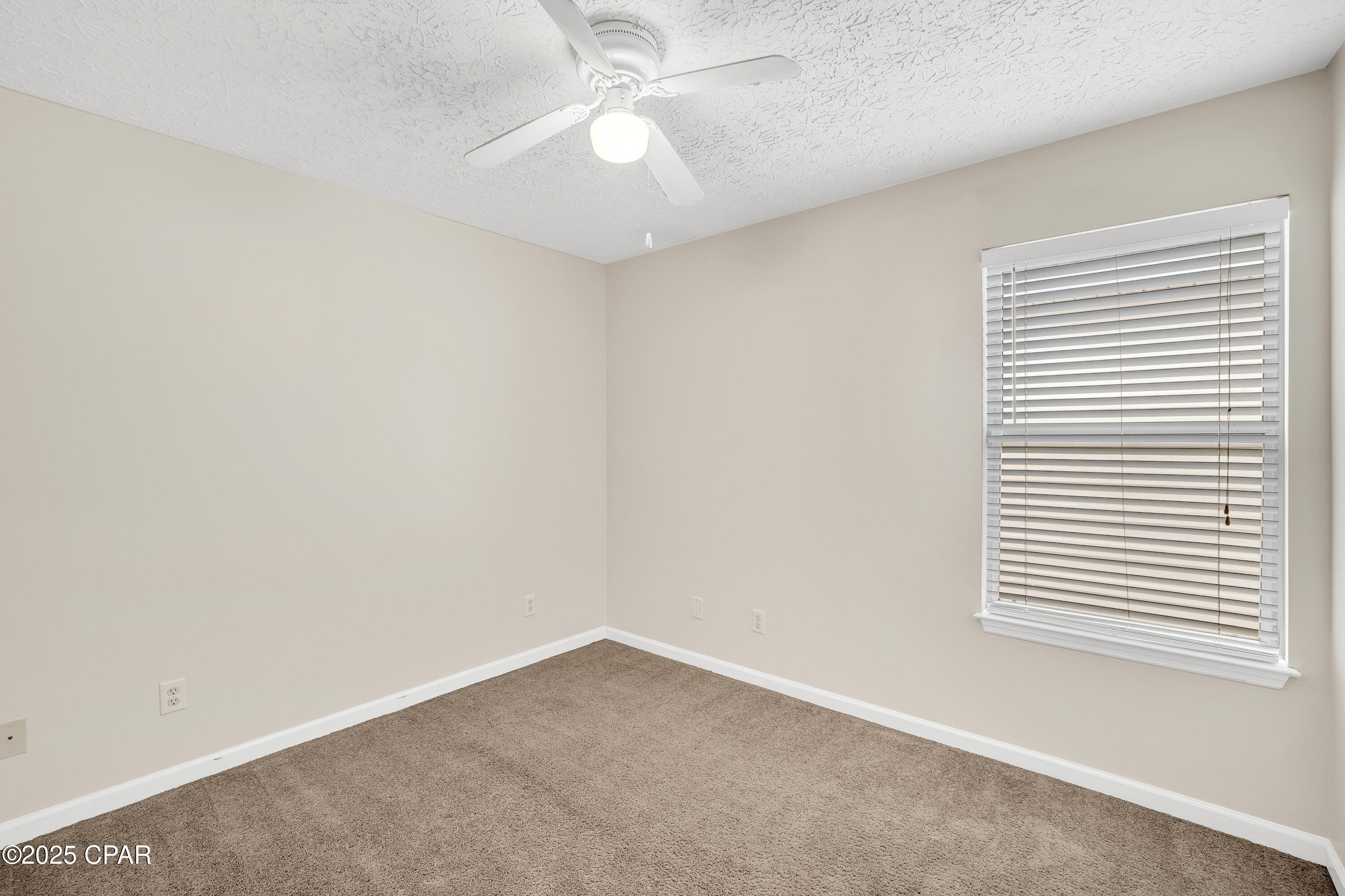 Image 16 For 149 Seagrass Way