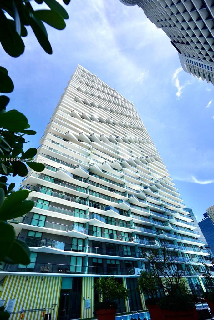 Sls Residences