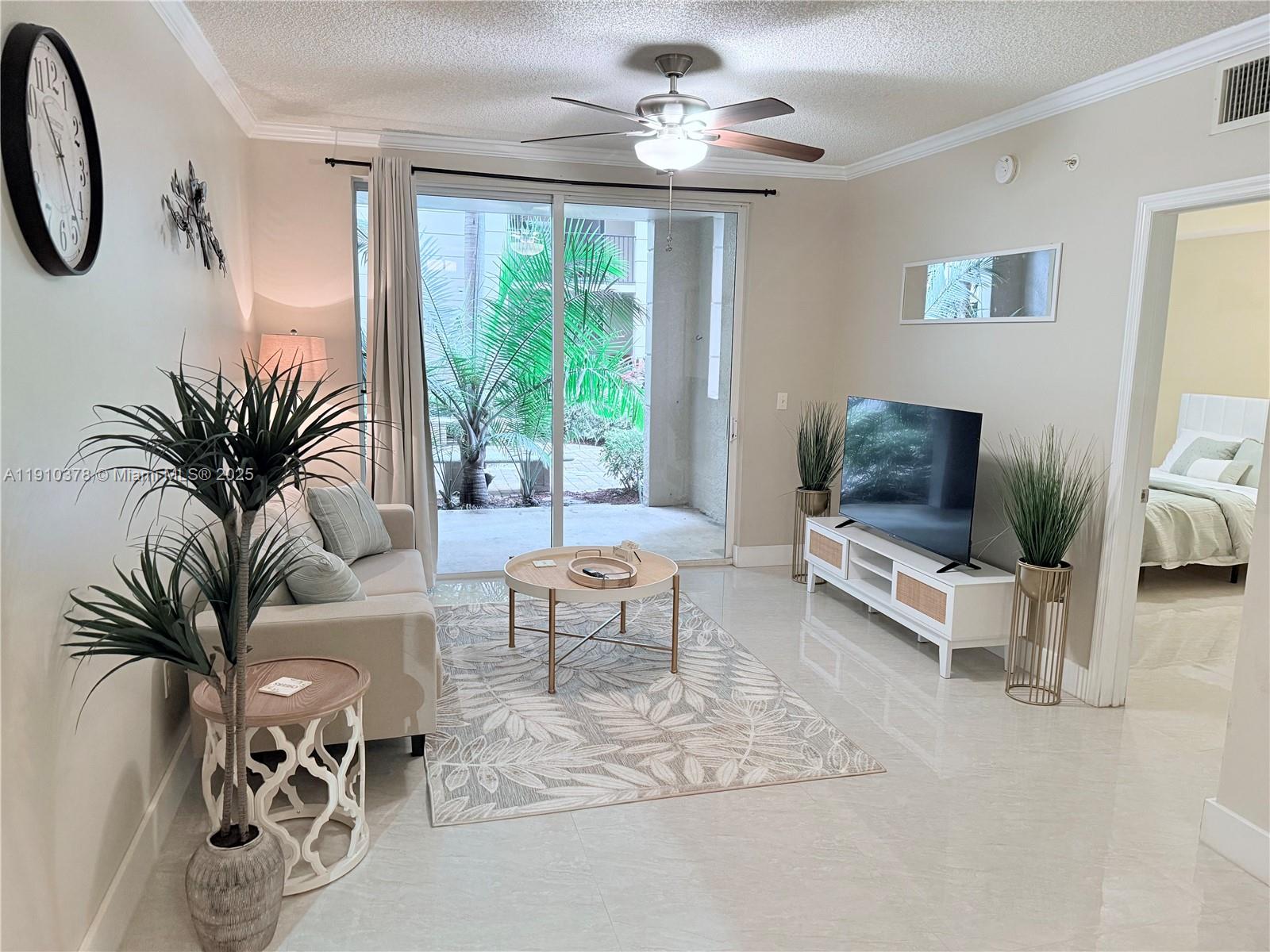 Porto Bellagio Condo