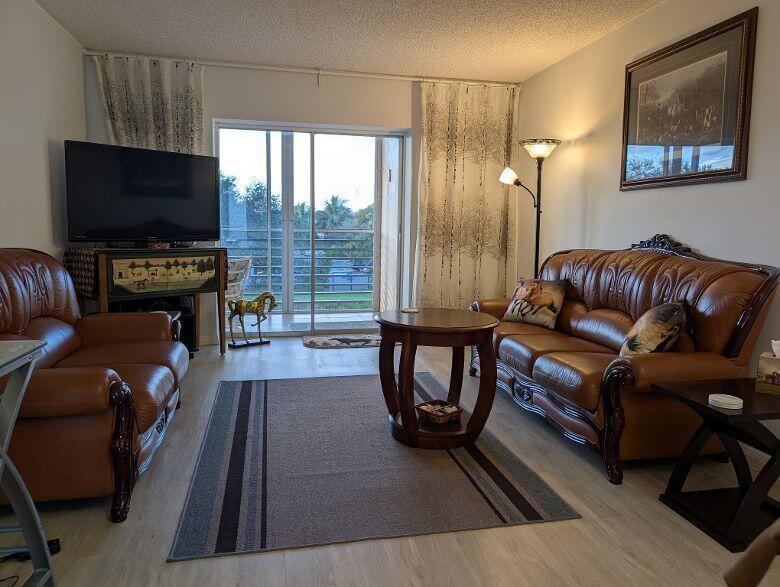 Lake Clarke Gardens Condo
