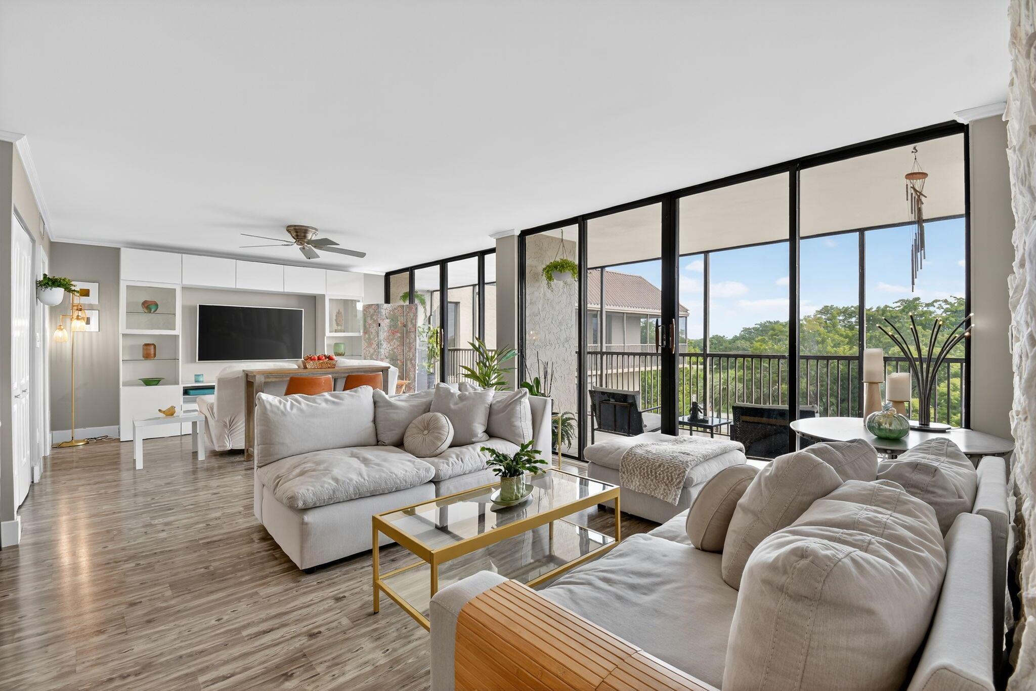 2816 46th Avenue Unit J682, Hollywood, Florida 33021