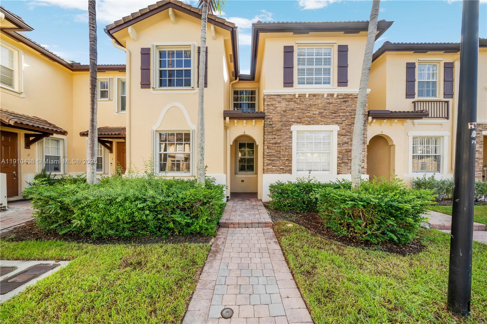 The Shores Condo No 2