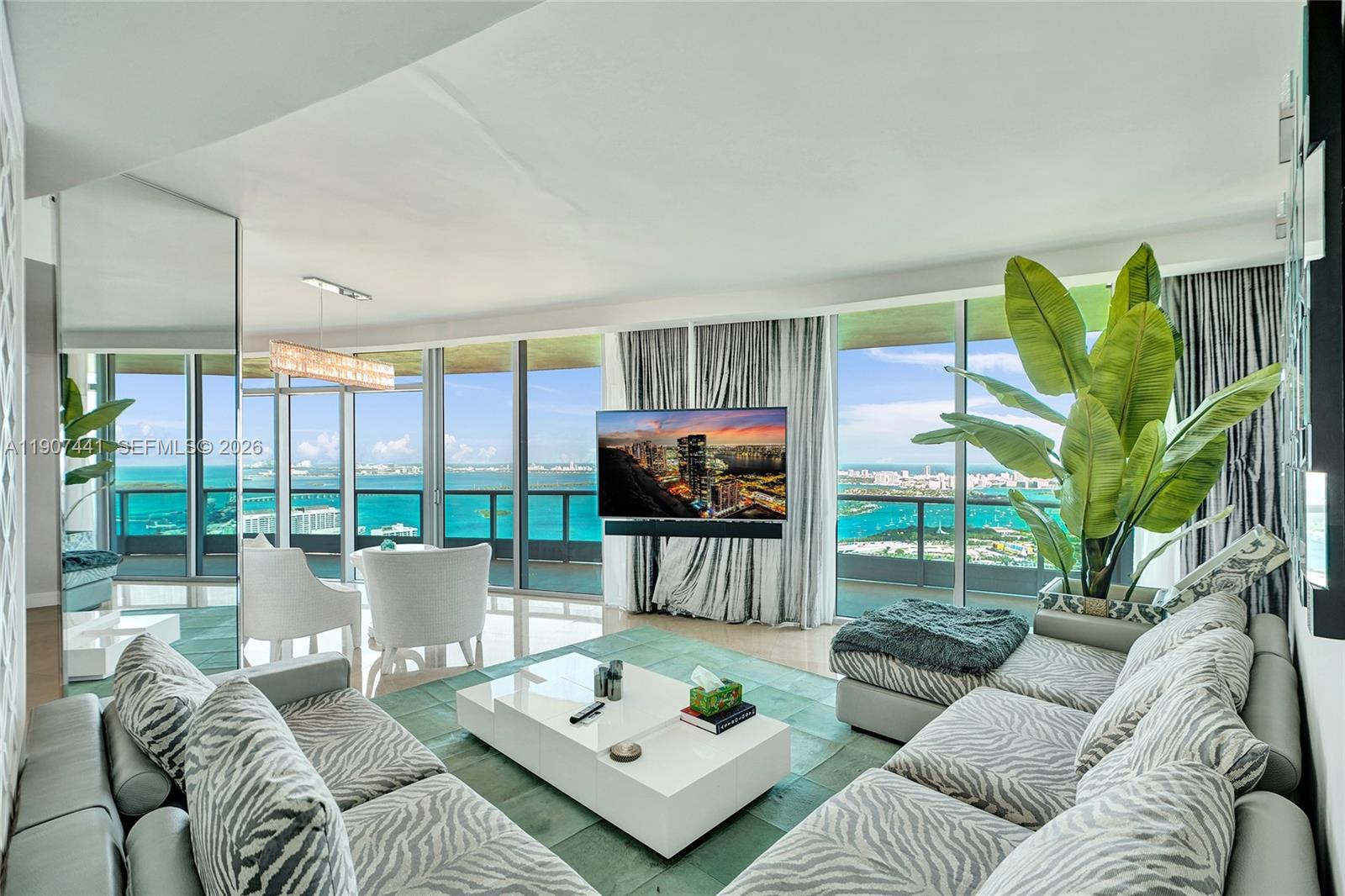 900 Biscayne Bay Condo