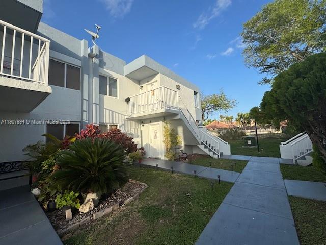 Lake Forest Park Condo VI