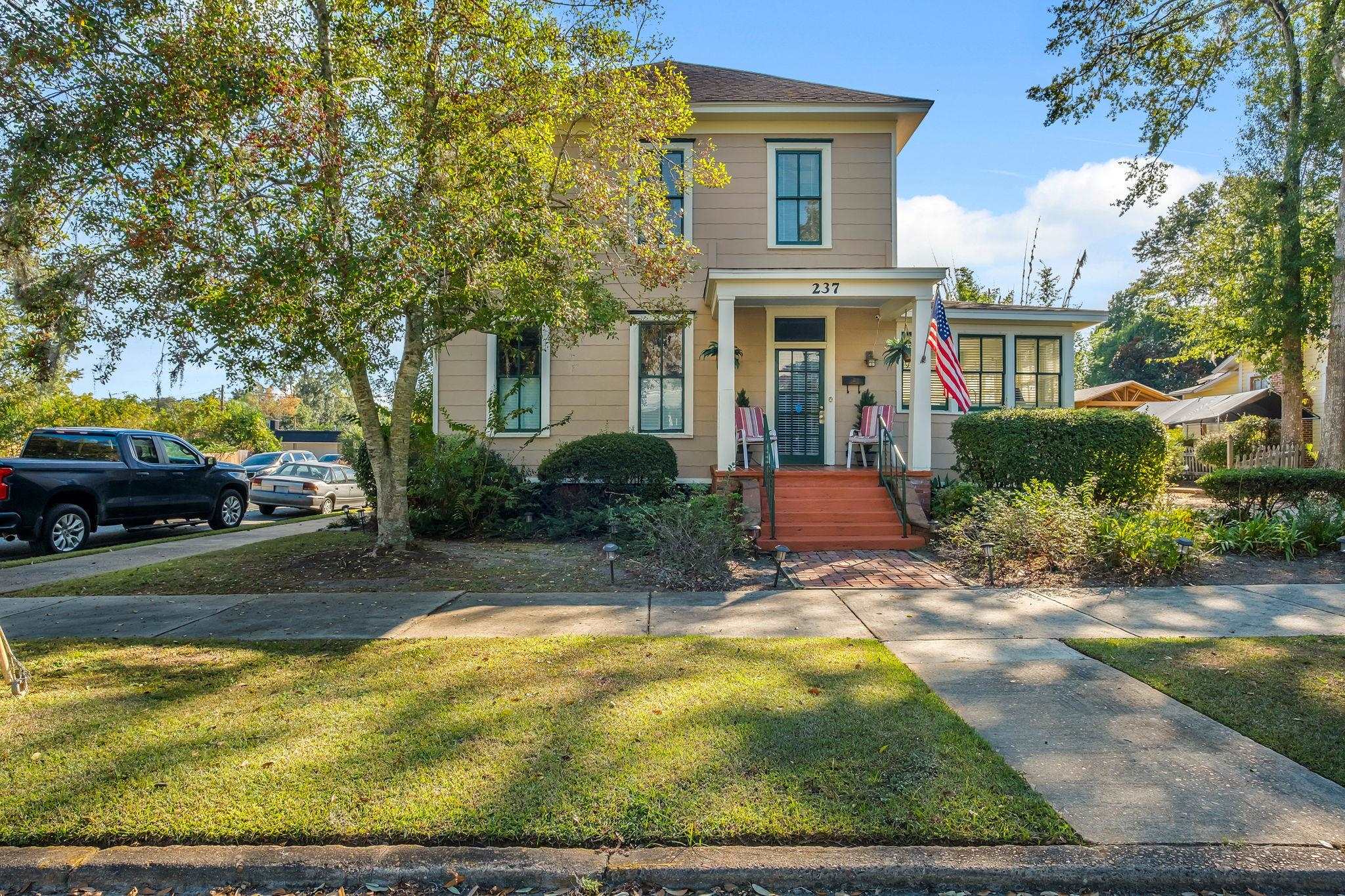 237 E Washington Street , Quincy, FL, 