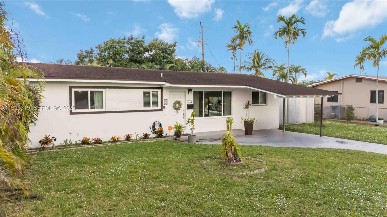 Homes for sale in Hialeah, FL | 714 W 56Th St, Hialeah, FL 33012 | MLS# A11905319