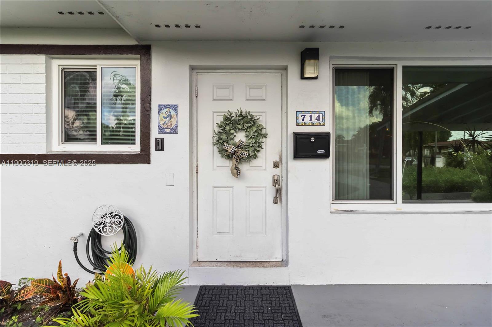 Homes for sale in Hialeah, FL | 714 W 56Th St, Hialeah, FL 33012 | MLS# A11905319